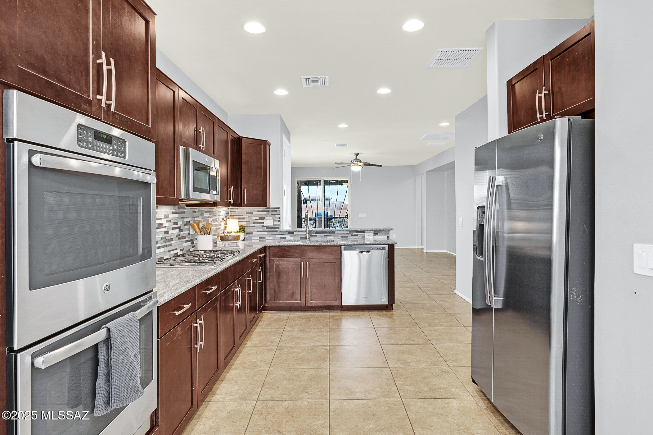 Interstate 10 and Kolb Road - Residential