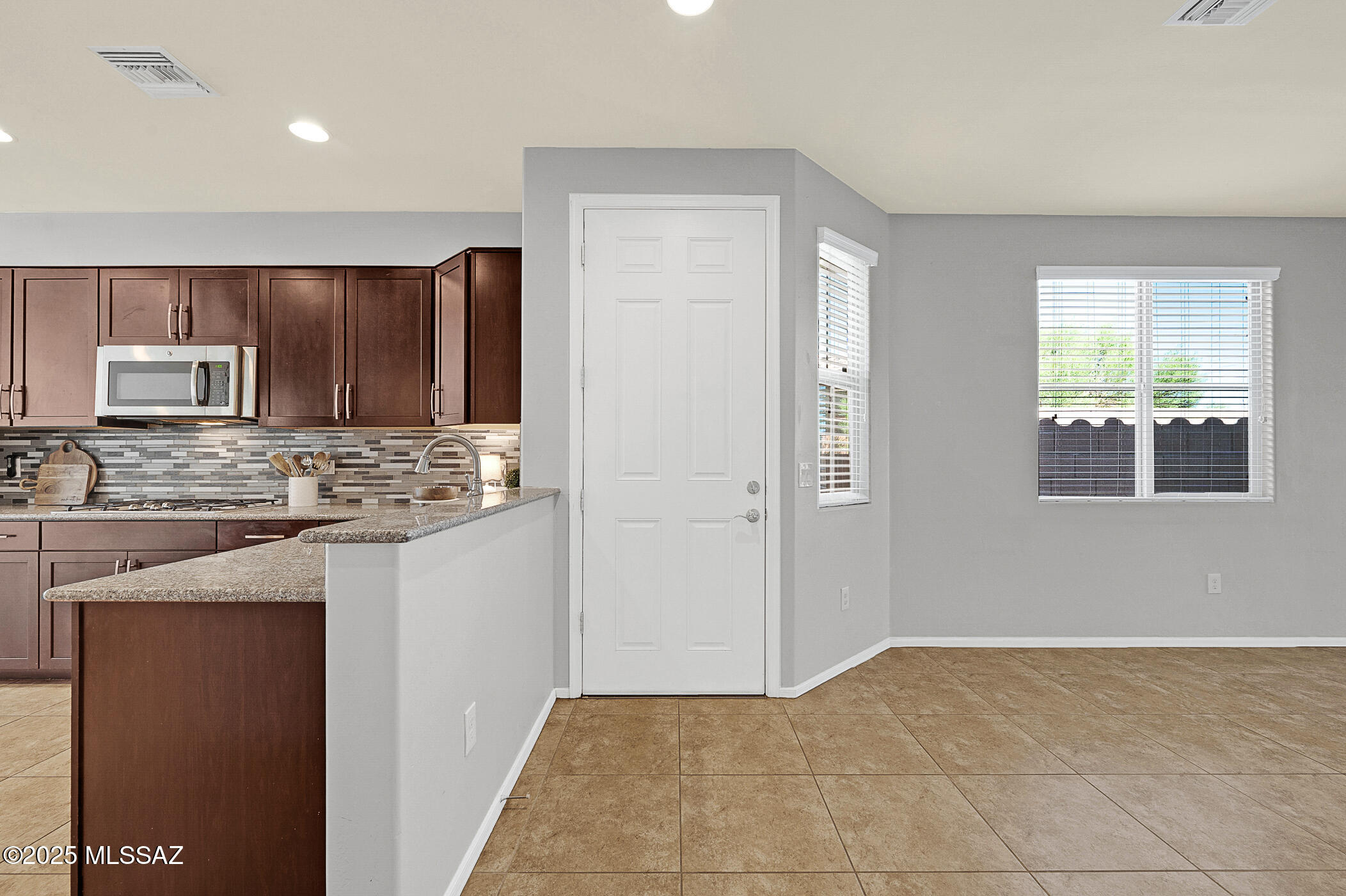 Interstate 10 and Kolb Road - Residential