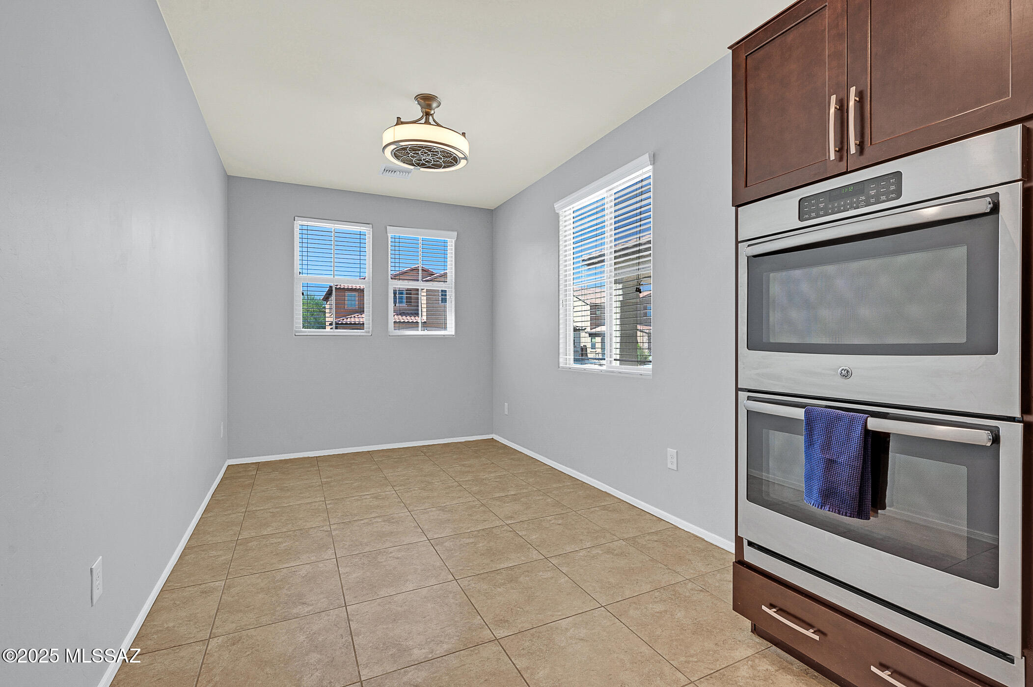 Interstate 10 and Kolb Road - Residential