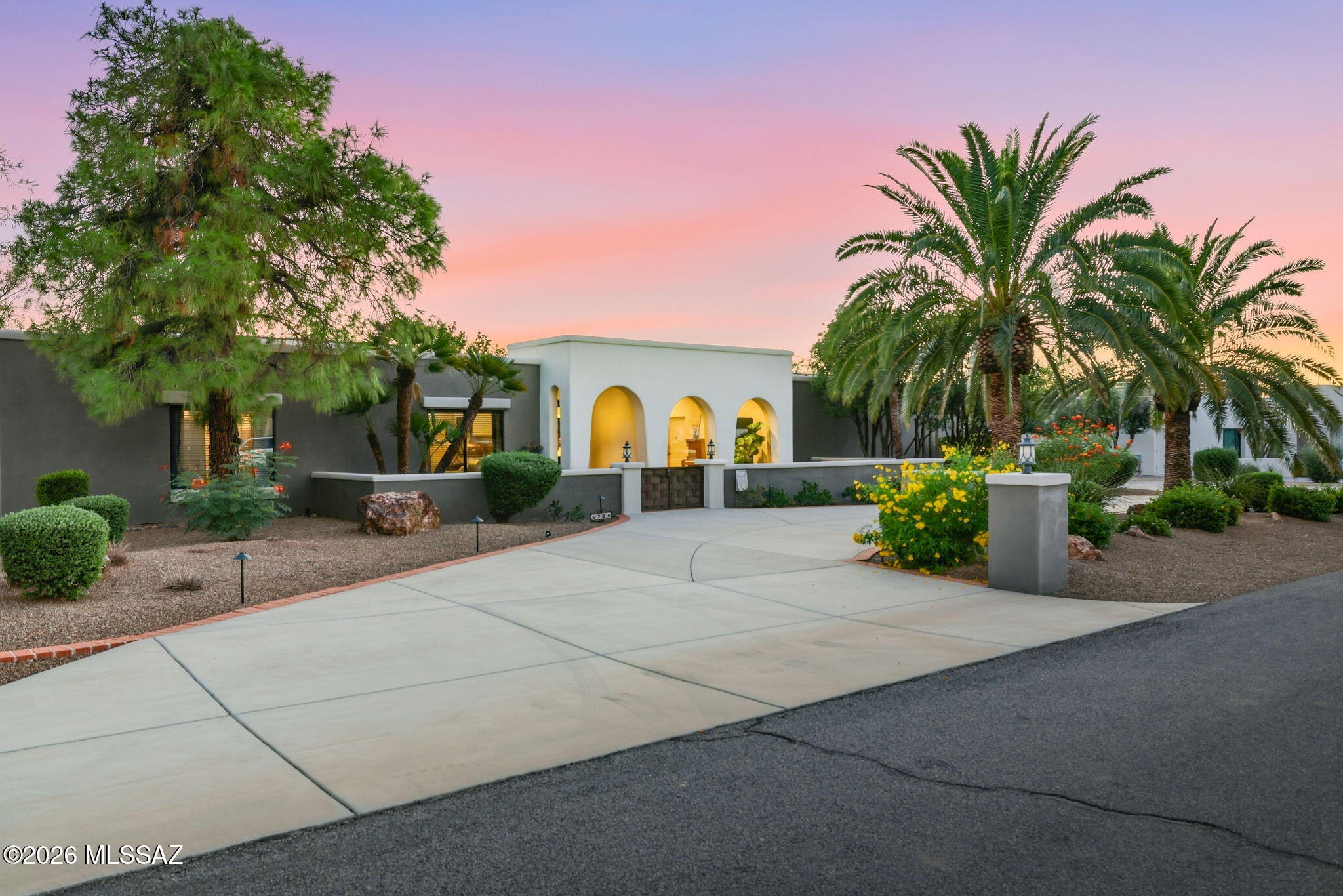 6206 E Paseo Tierra Alta