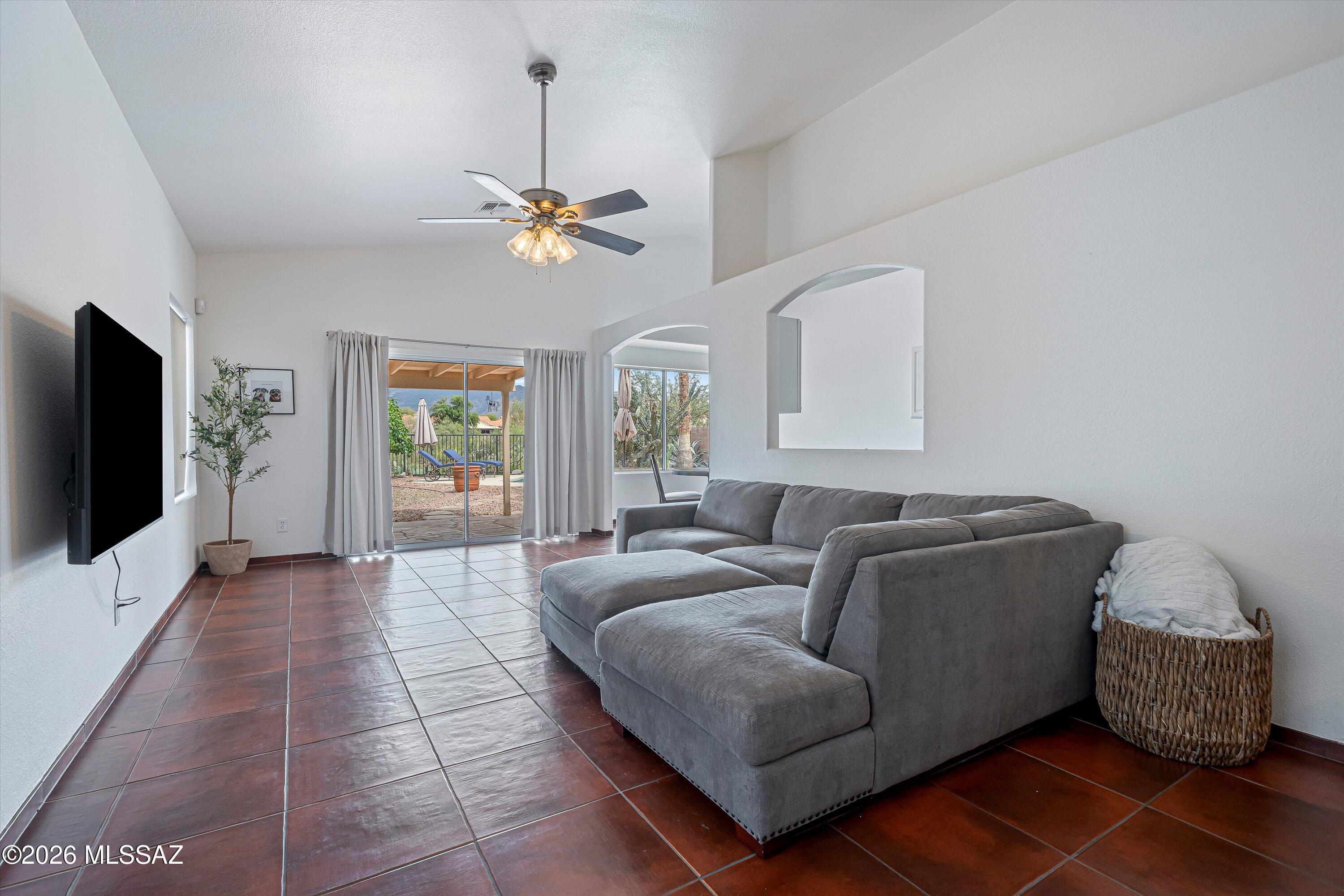 Bristol Park Resubdivision (1-83) - Residential