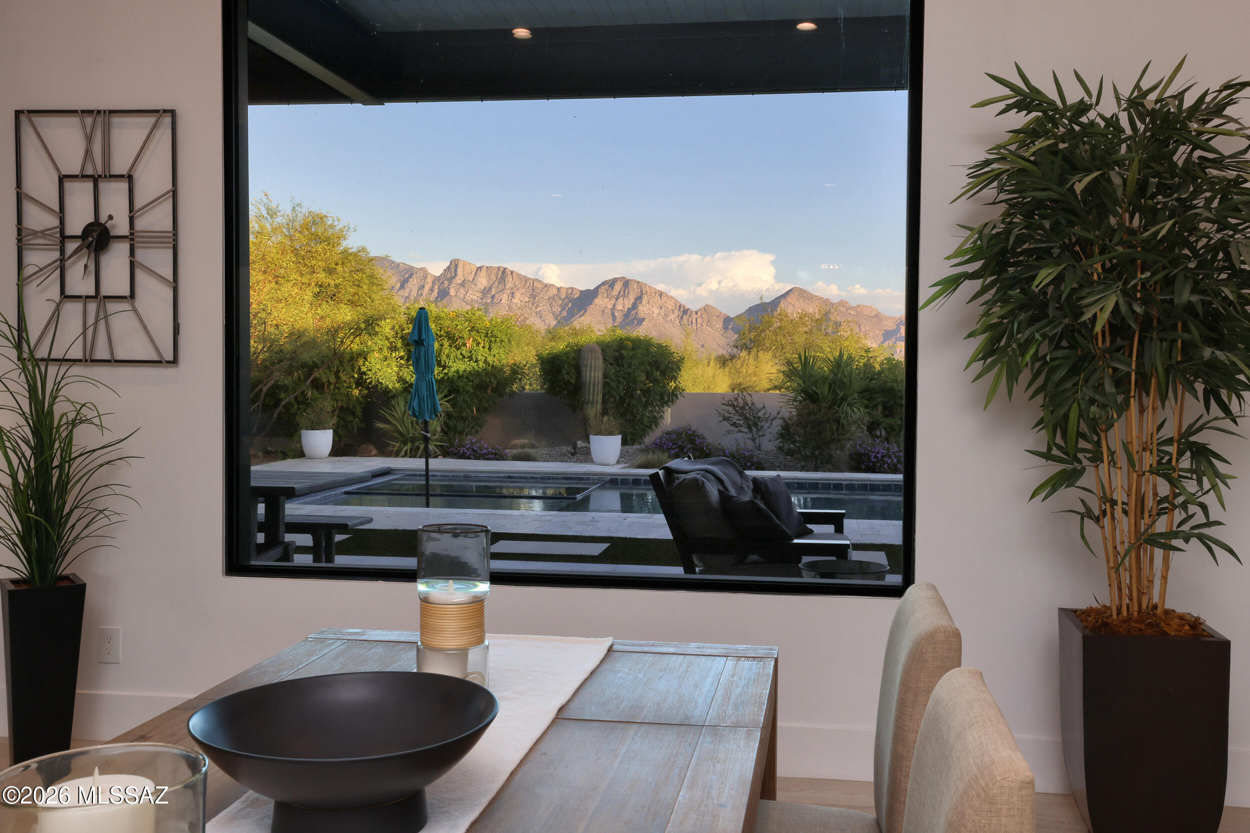 725 W Tortolita Mountain Circle