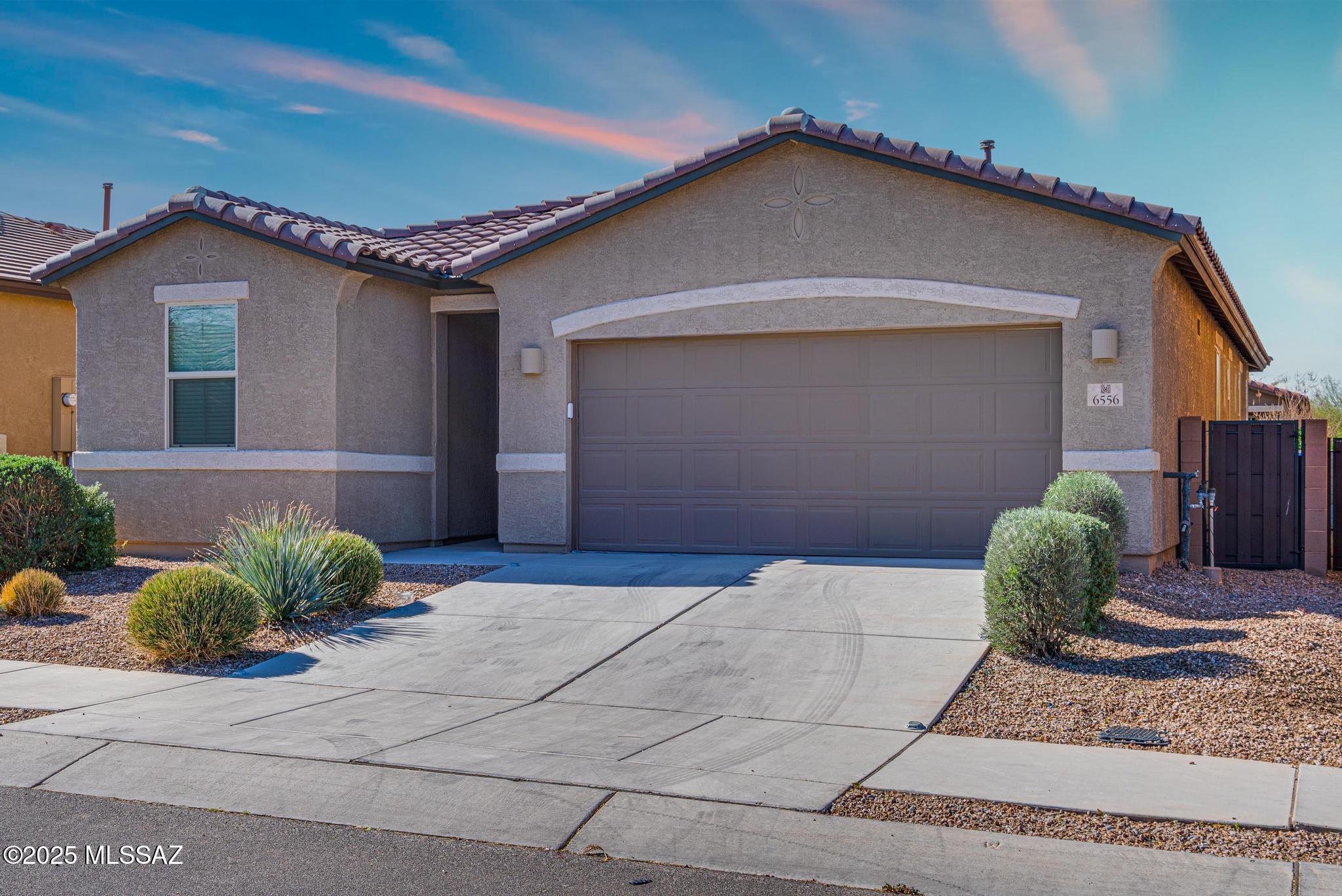 La Estancia De Tucson (1-330) - Residential