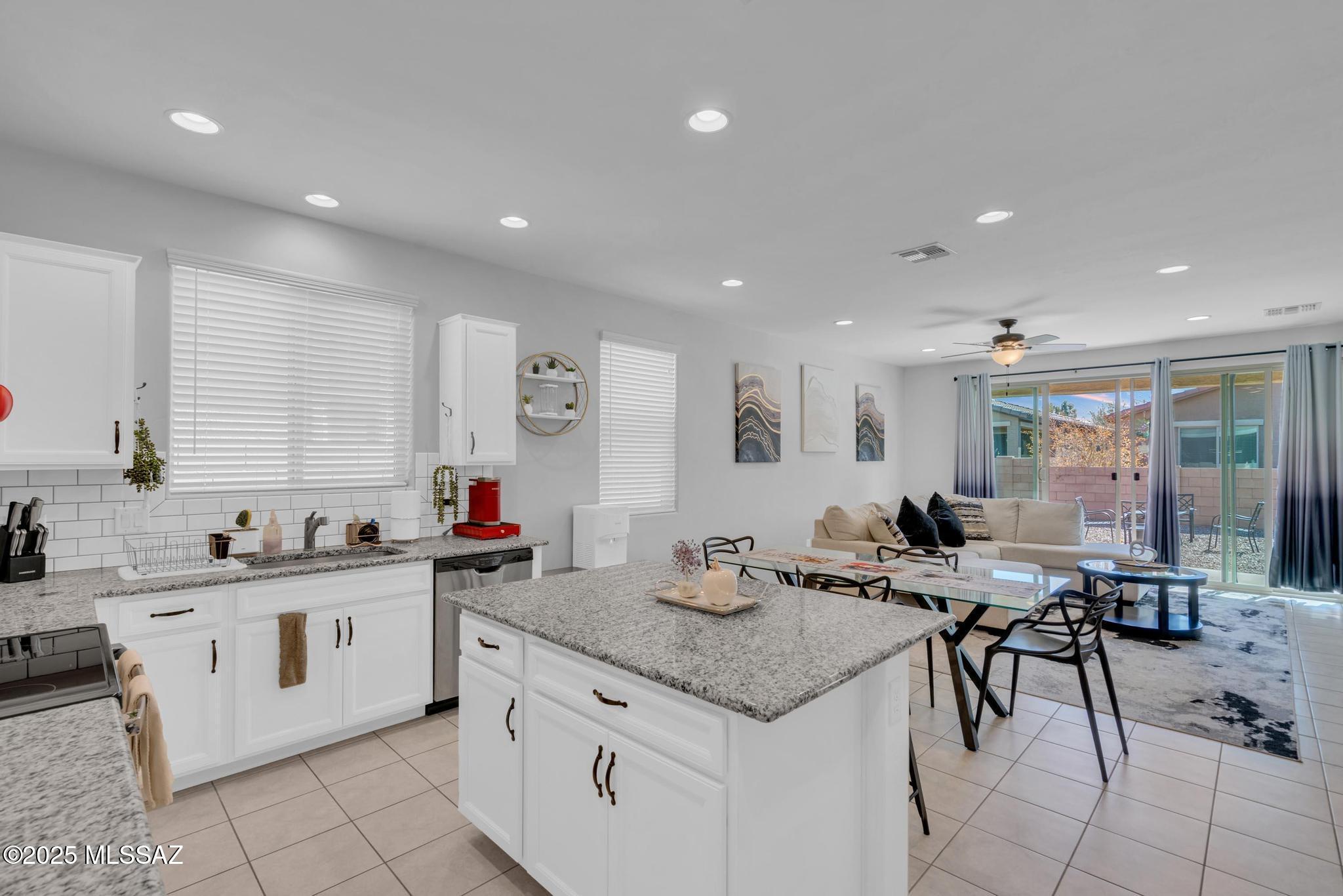 La Estancia De Tucson (1-330) - Residential