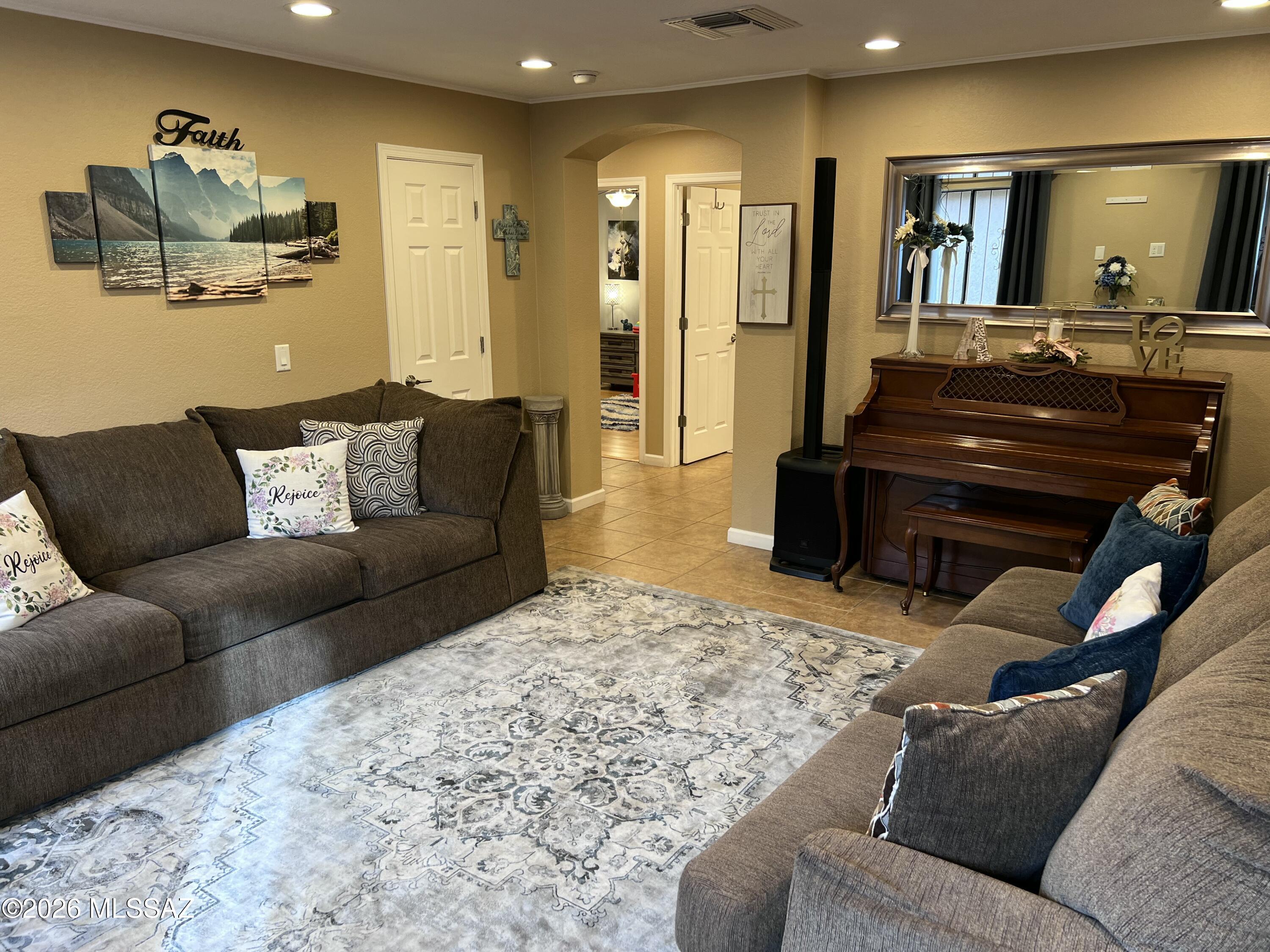 1655 W Sauvignon Drive