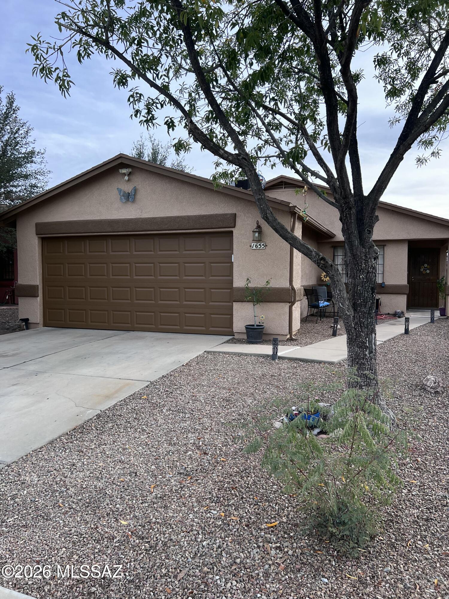 1655 W Sauvignon Drive