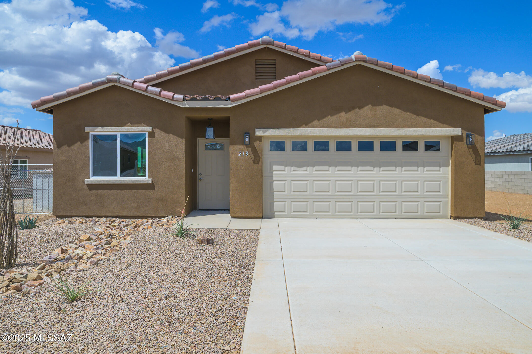 New Tucson Unit NO. 4 (1-203) - Residential