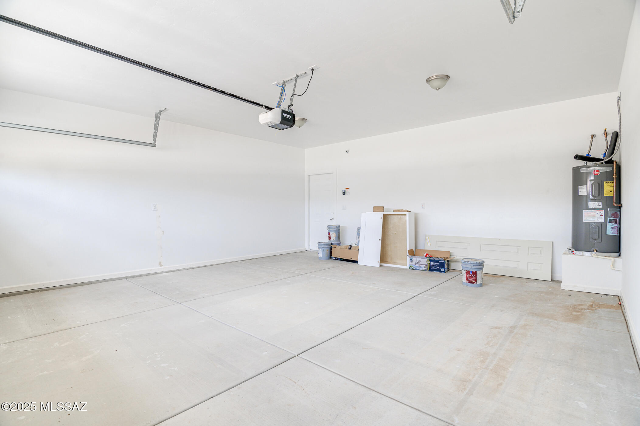 New Tucson Unit NO. 4 (1-203) - Residential