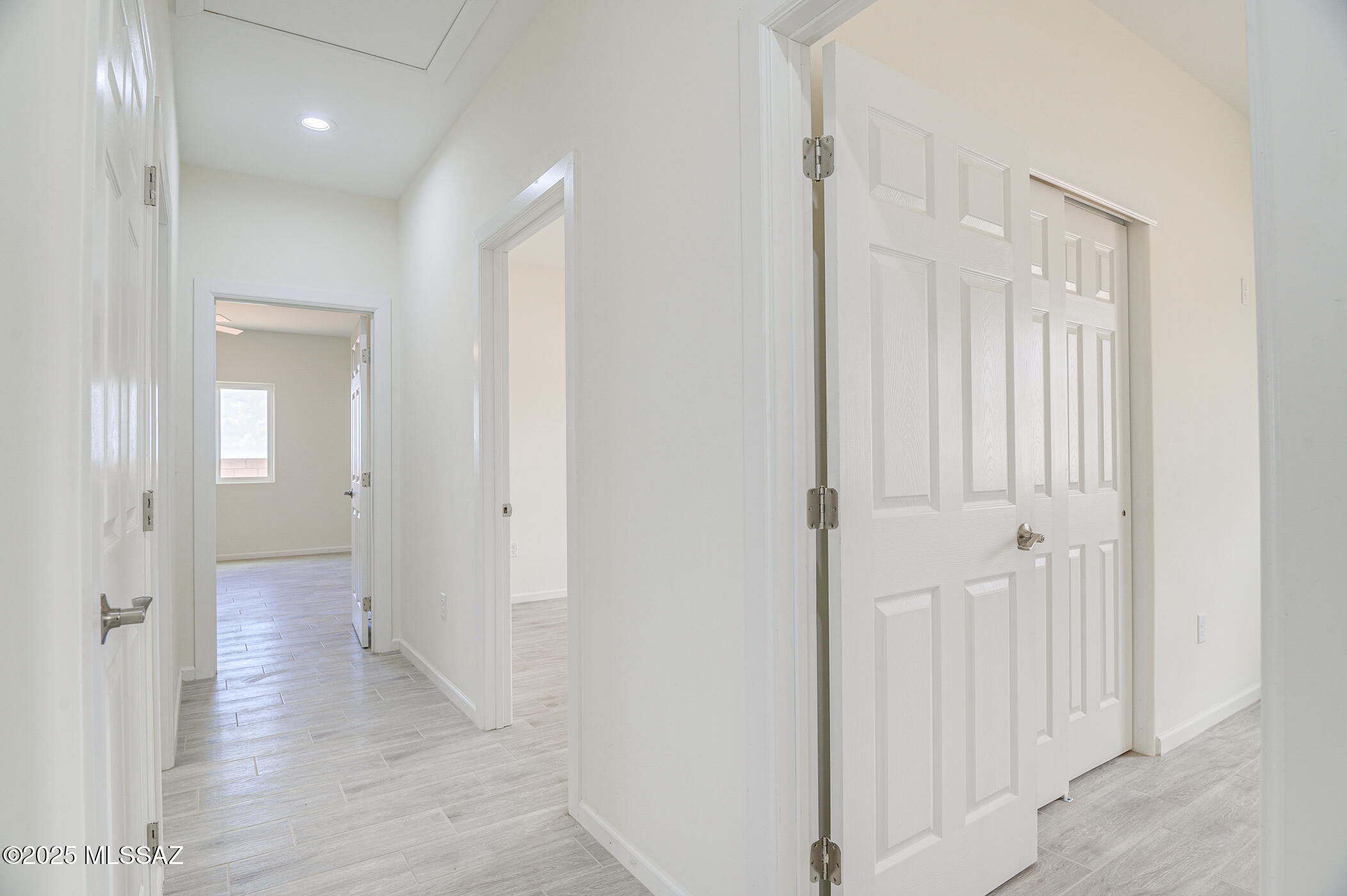 New Tucson Unit NO. 4 (1-203) - Residential