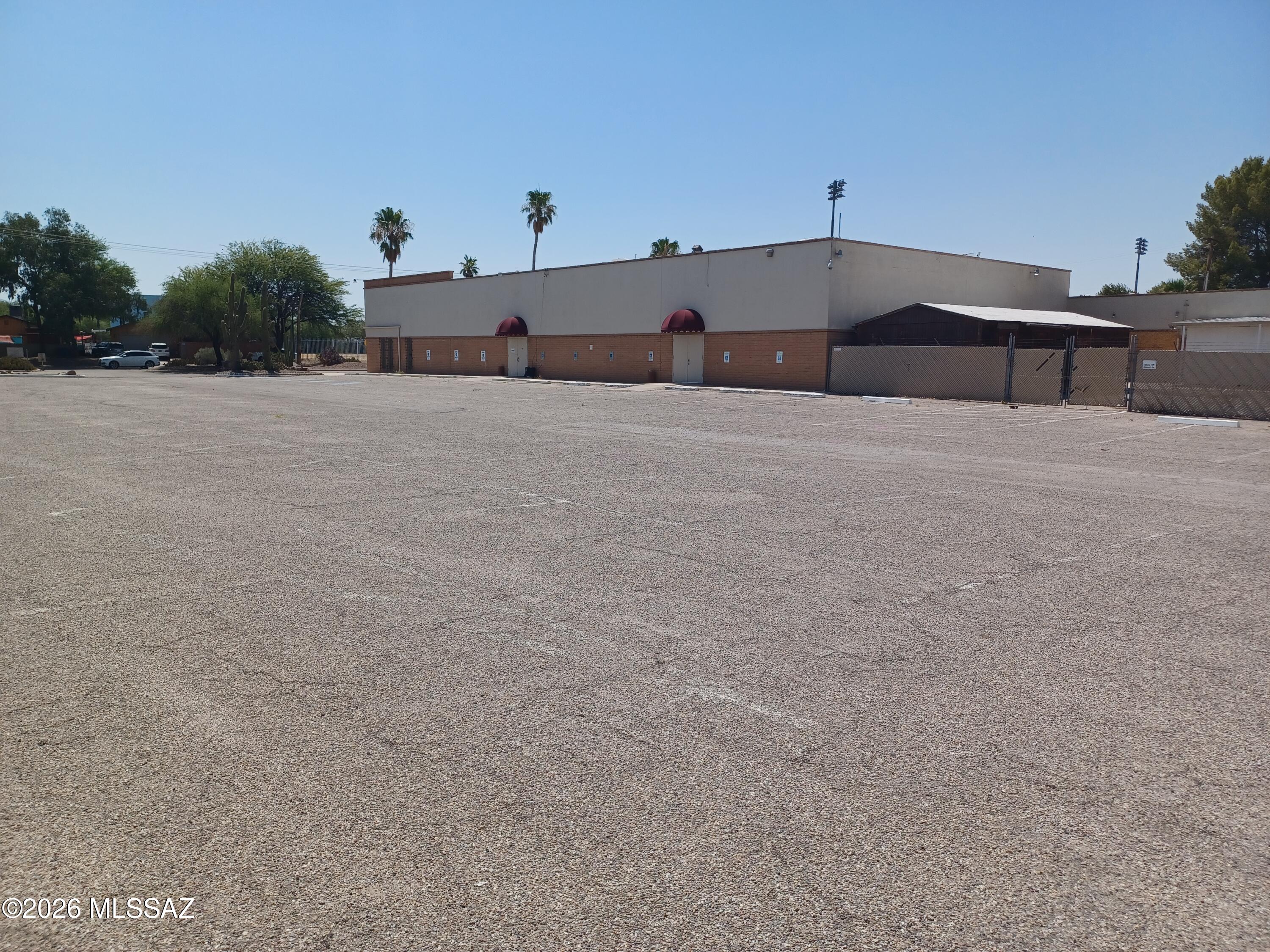 450 S Tucson Boulevard