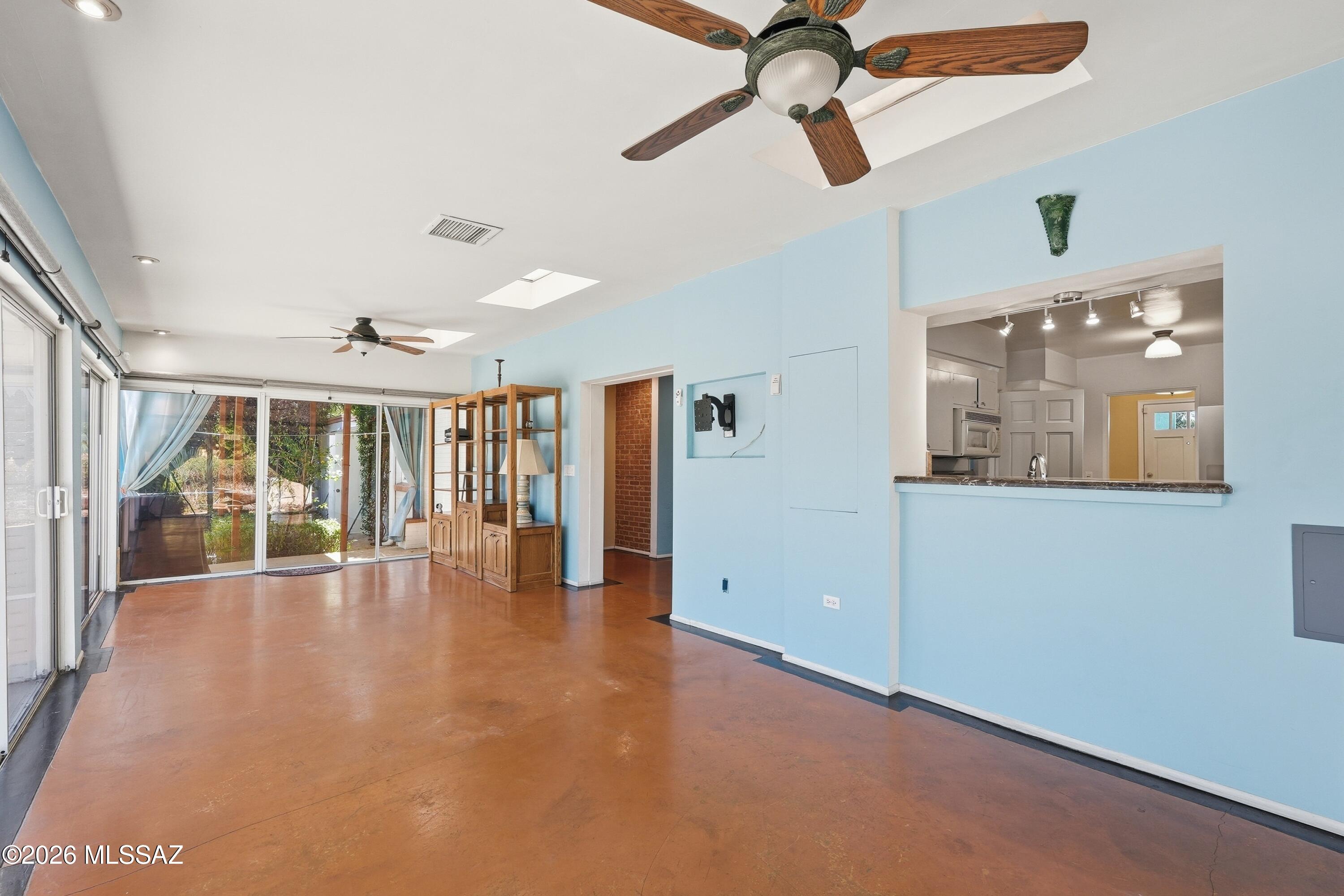 El Montevideo Estates - Residential