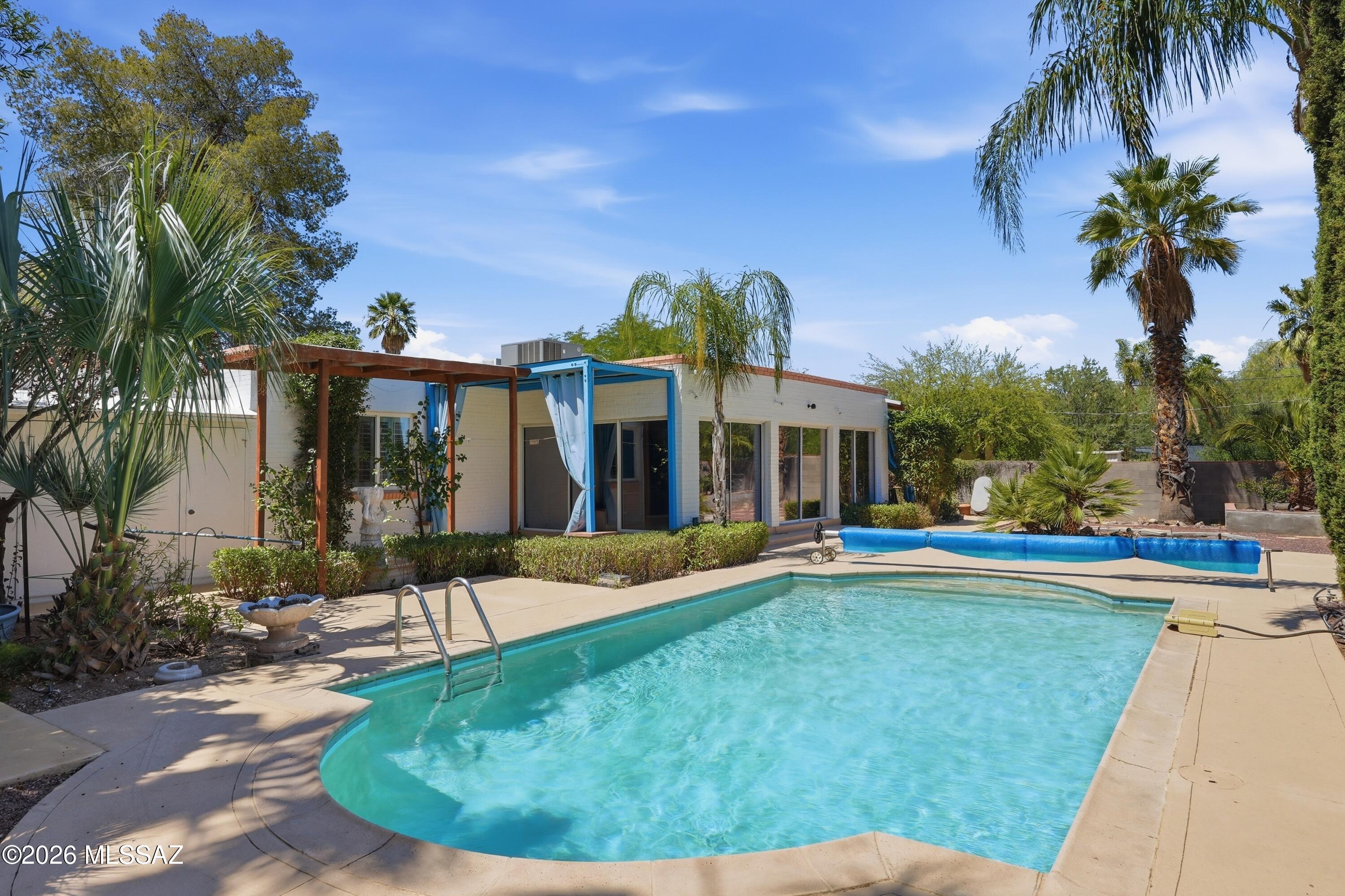 El Montevideo Estates - Residential