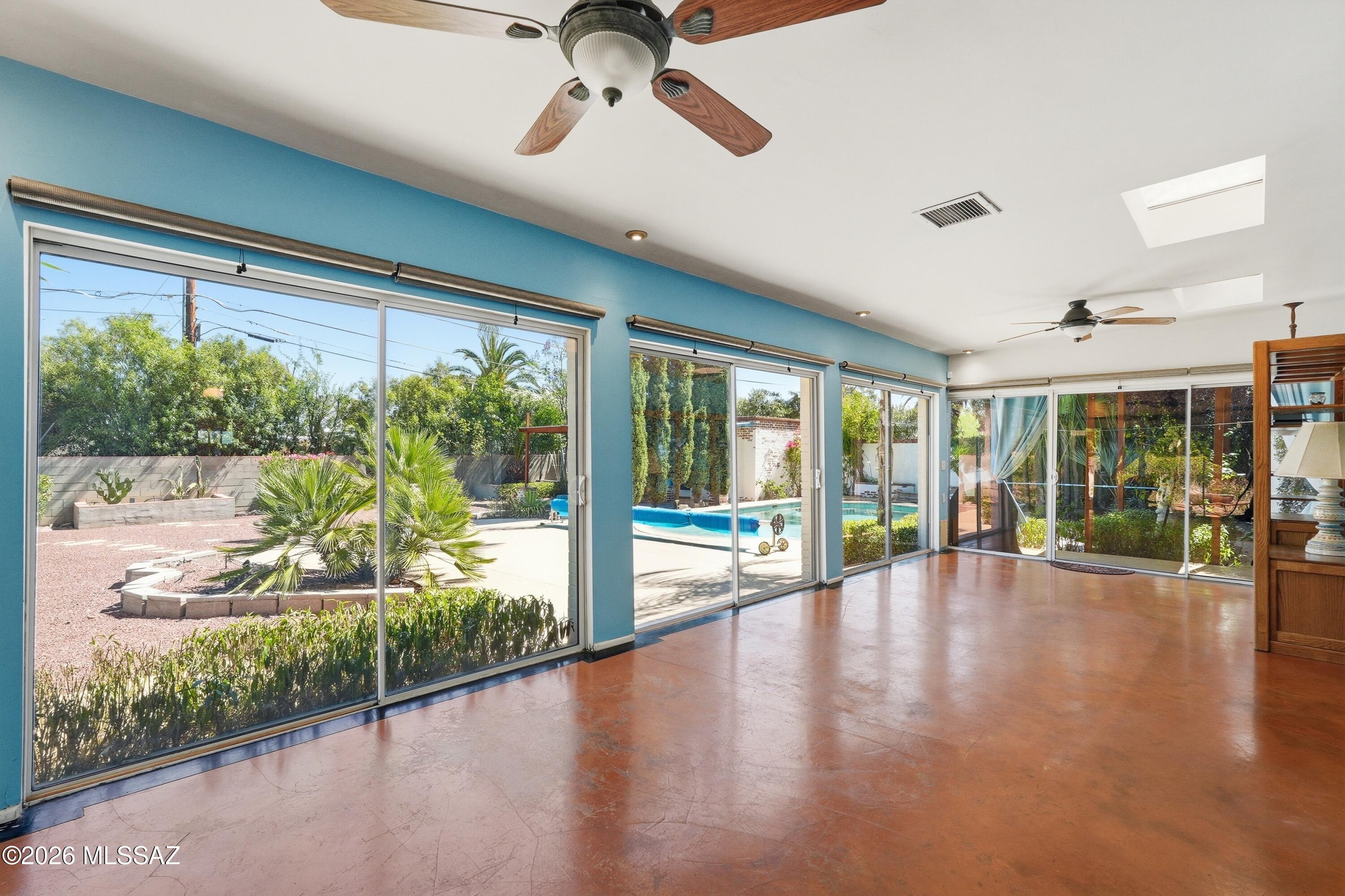El Montevideo Estates - Residential