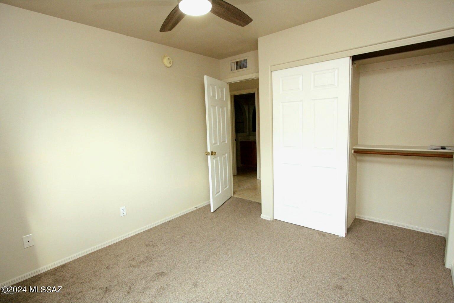 Las Lindas(1-76) - Residential Lease