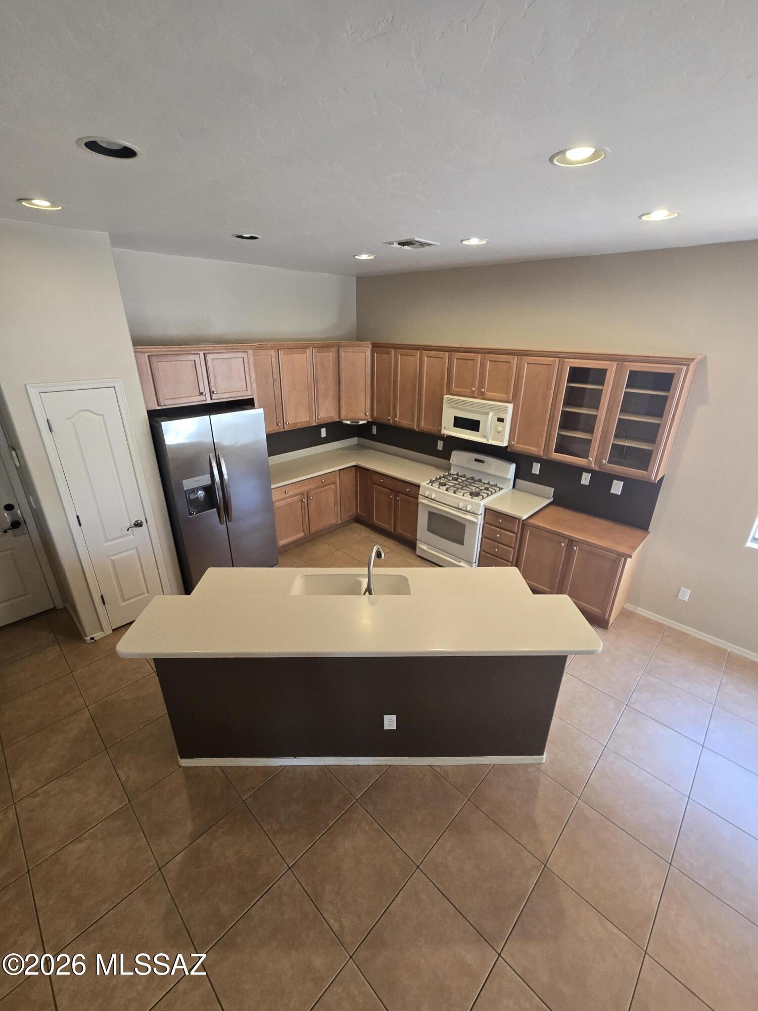 Continental Reserve Blk. 1 & 7 (1-61) - Residential