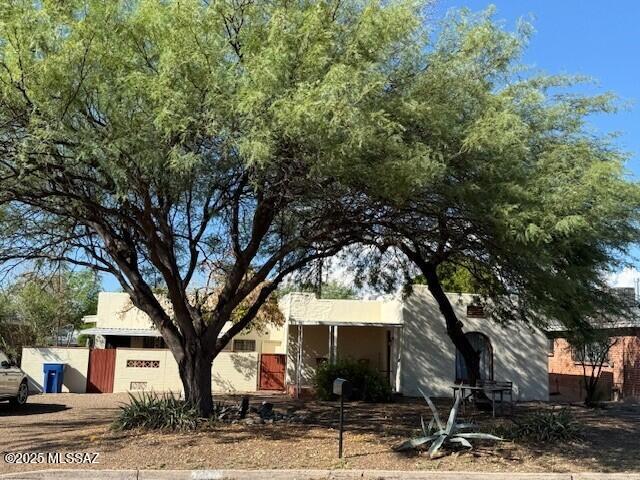 1419 E Linden Street