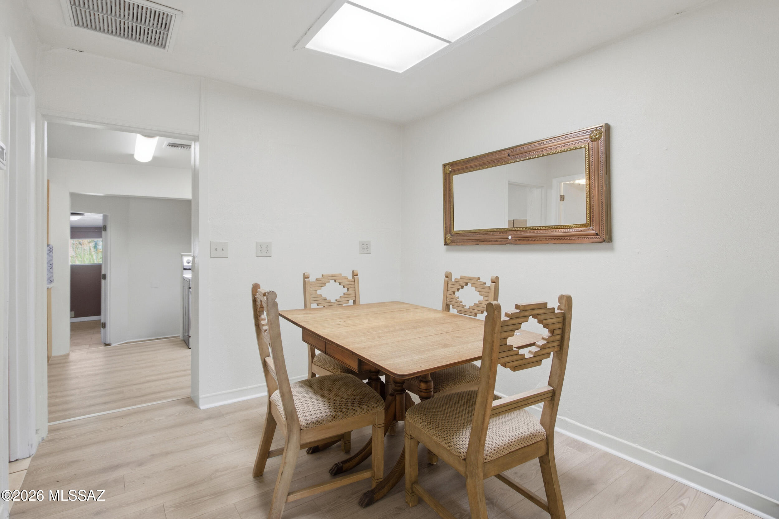 1419 E Linden Street