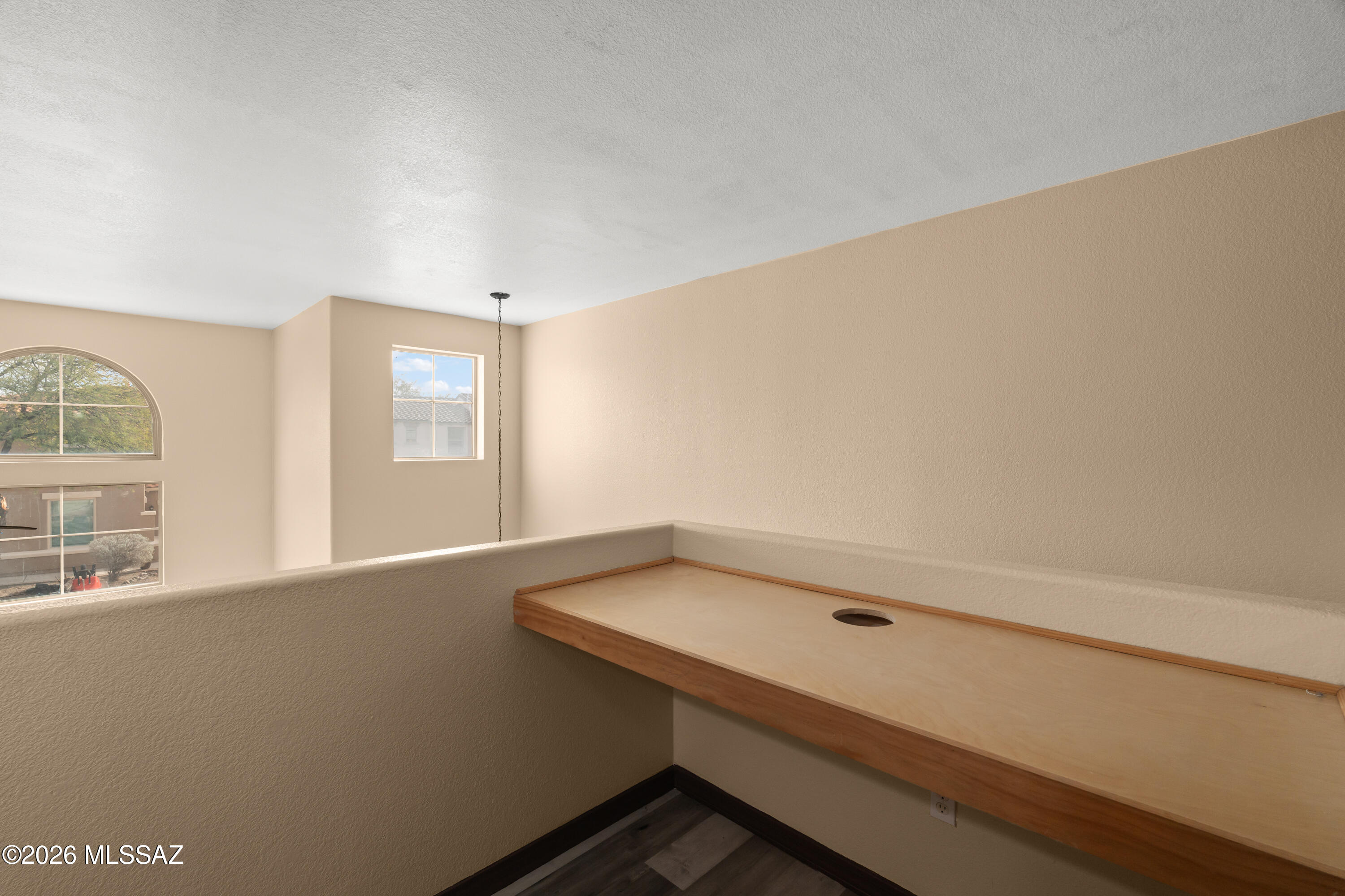 Presidio De Cancion (1-200) - Residential