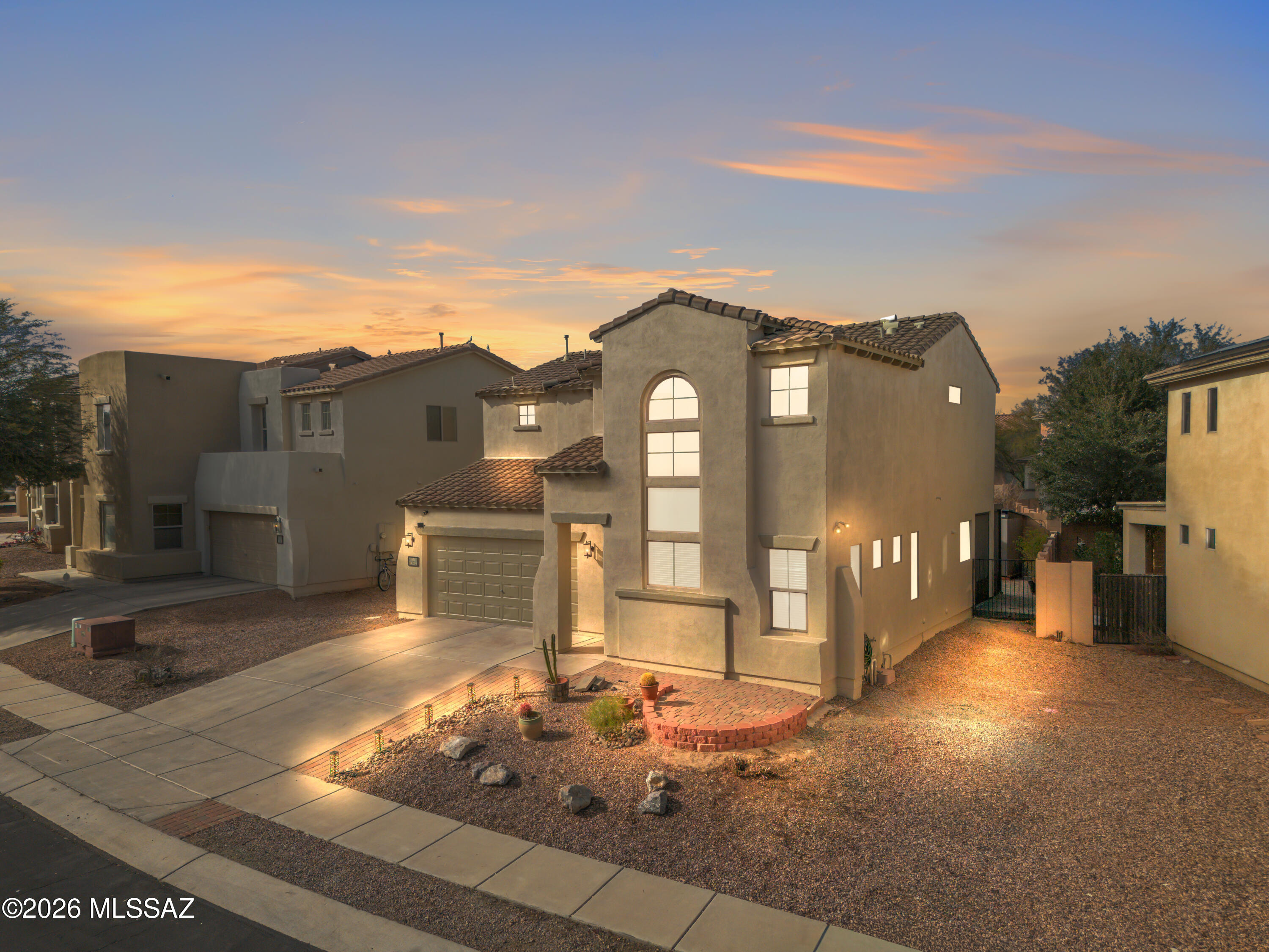 Presidio De Cancion (1-200) - Residential