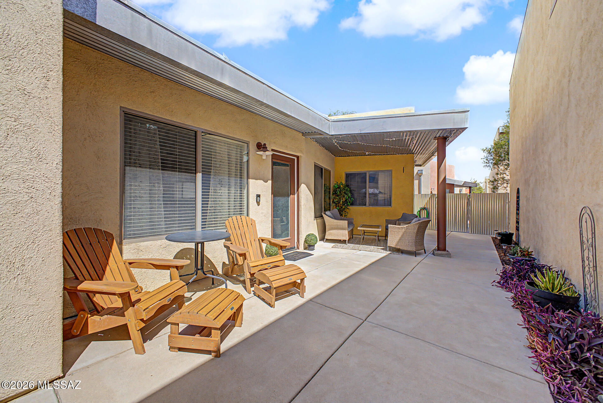 2469 N Silver Mosaic Drive