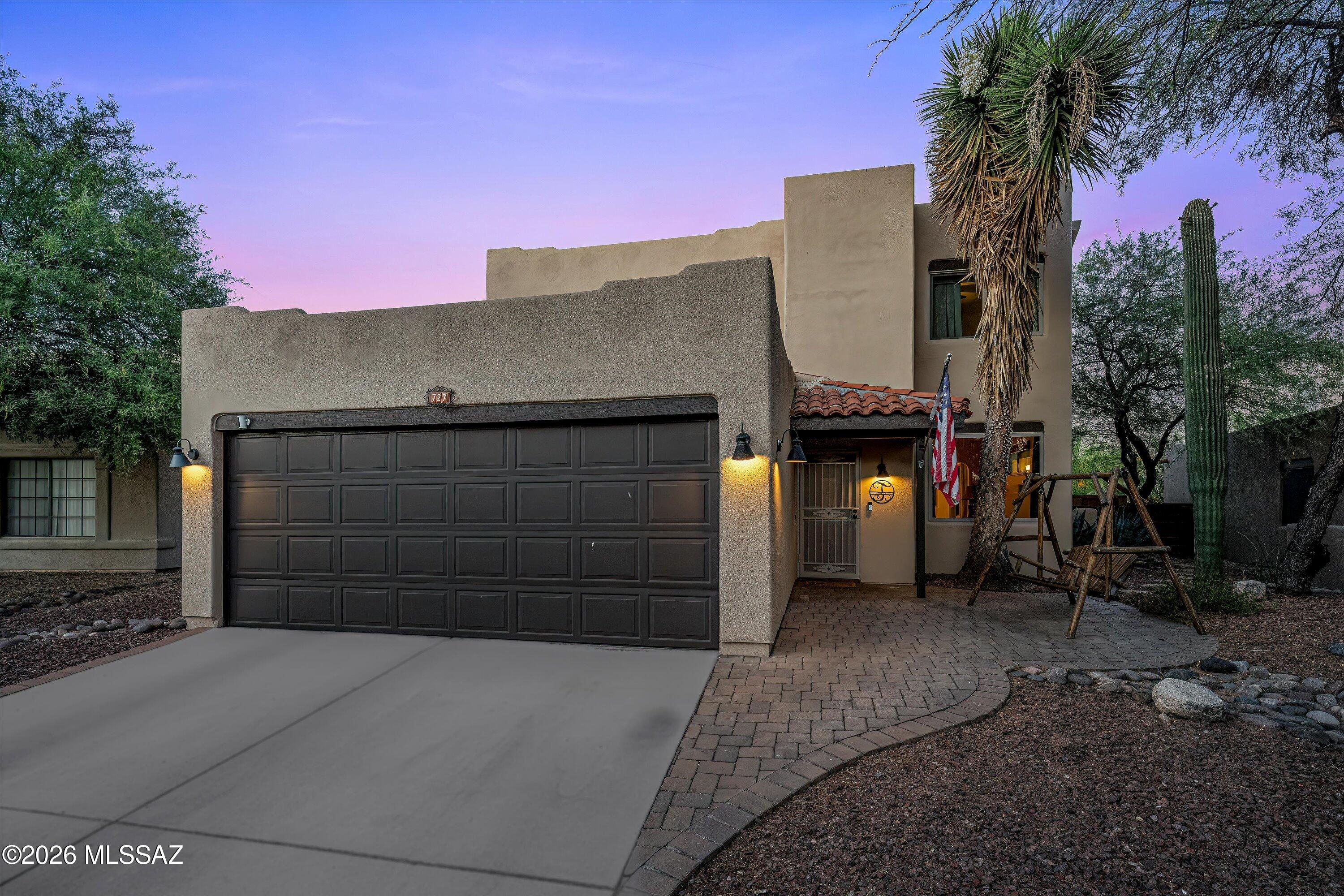 727 W Annandale Way