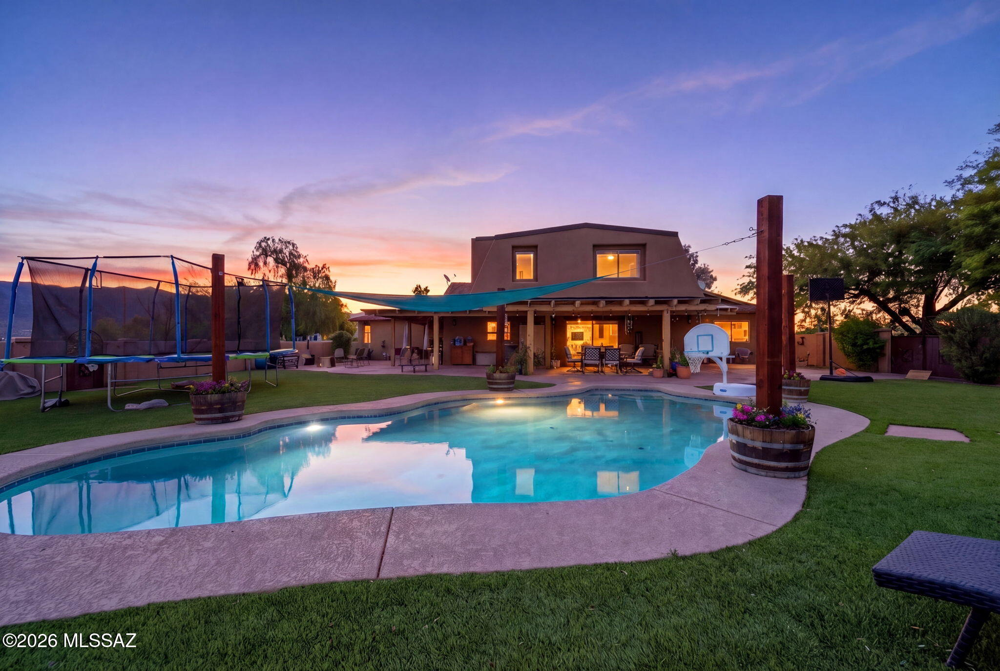 7350 S Cactus Thorn Lane