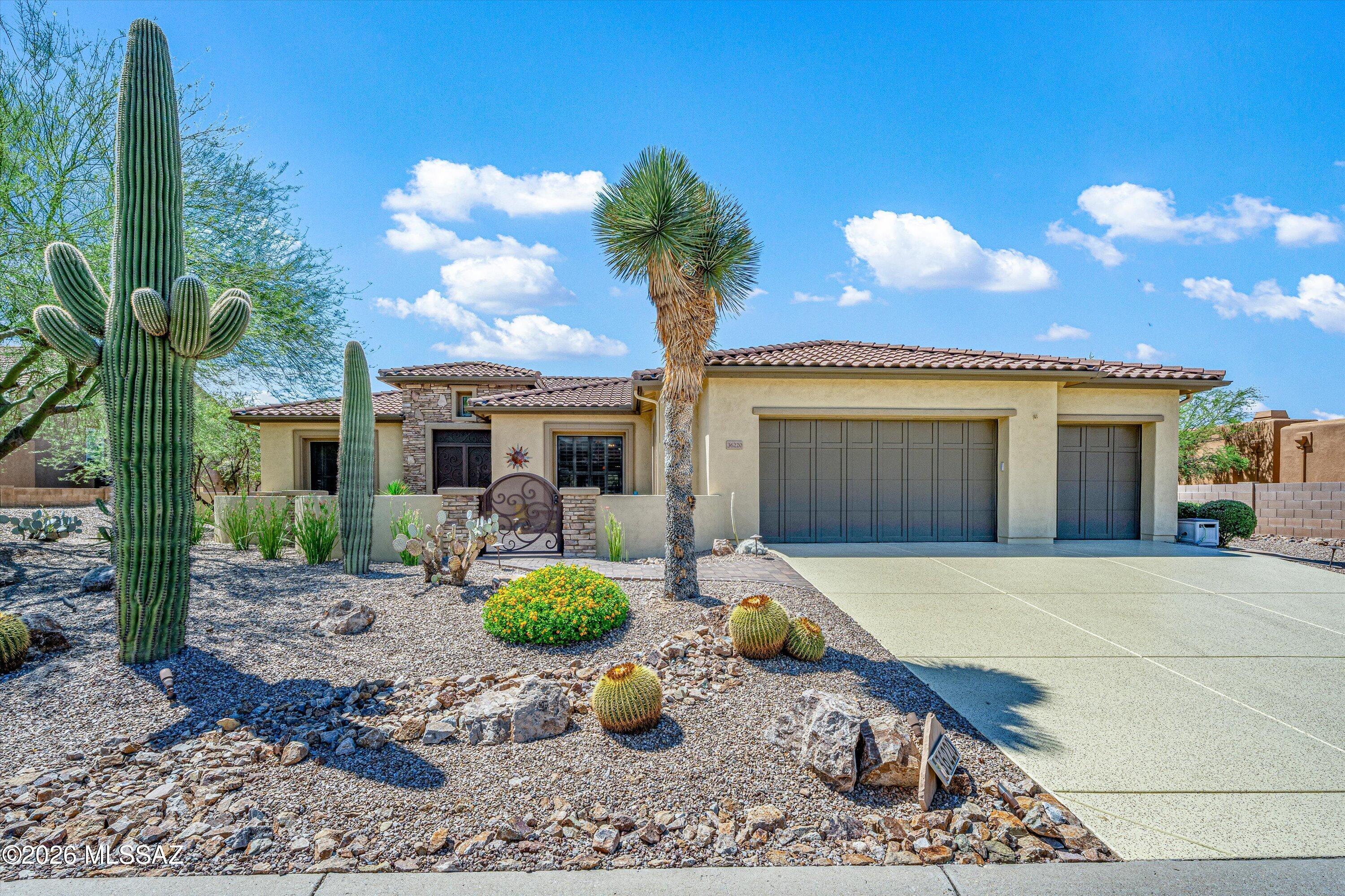 36220 S Desert Sun Drive