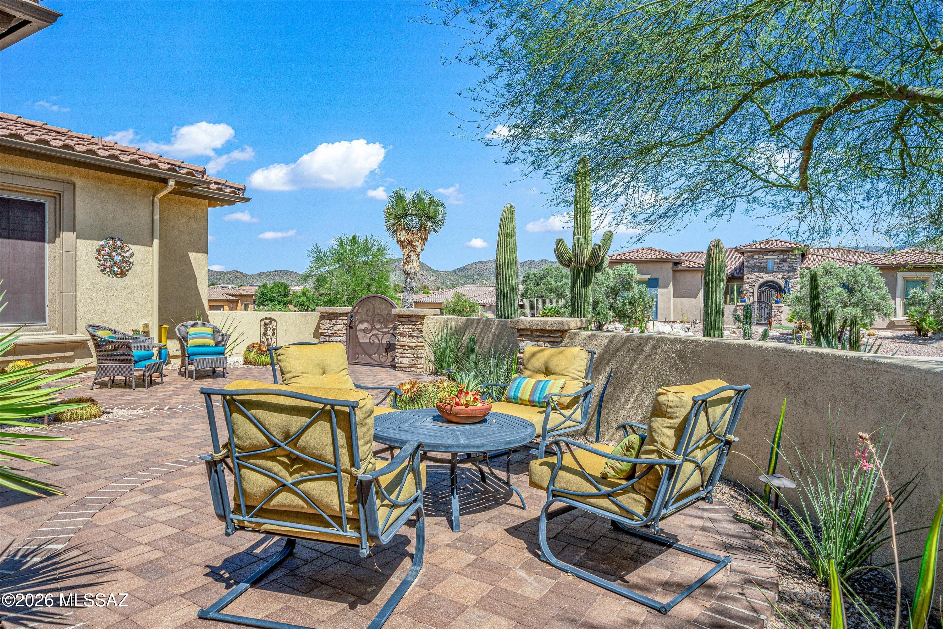 36220 S Desert Sun Drive