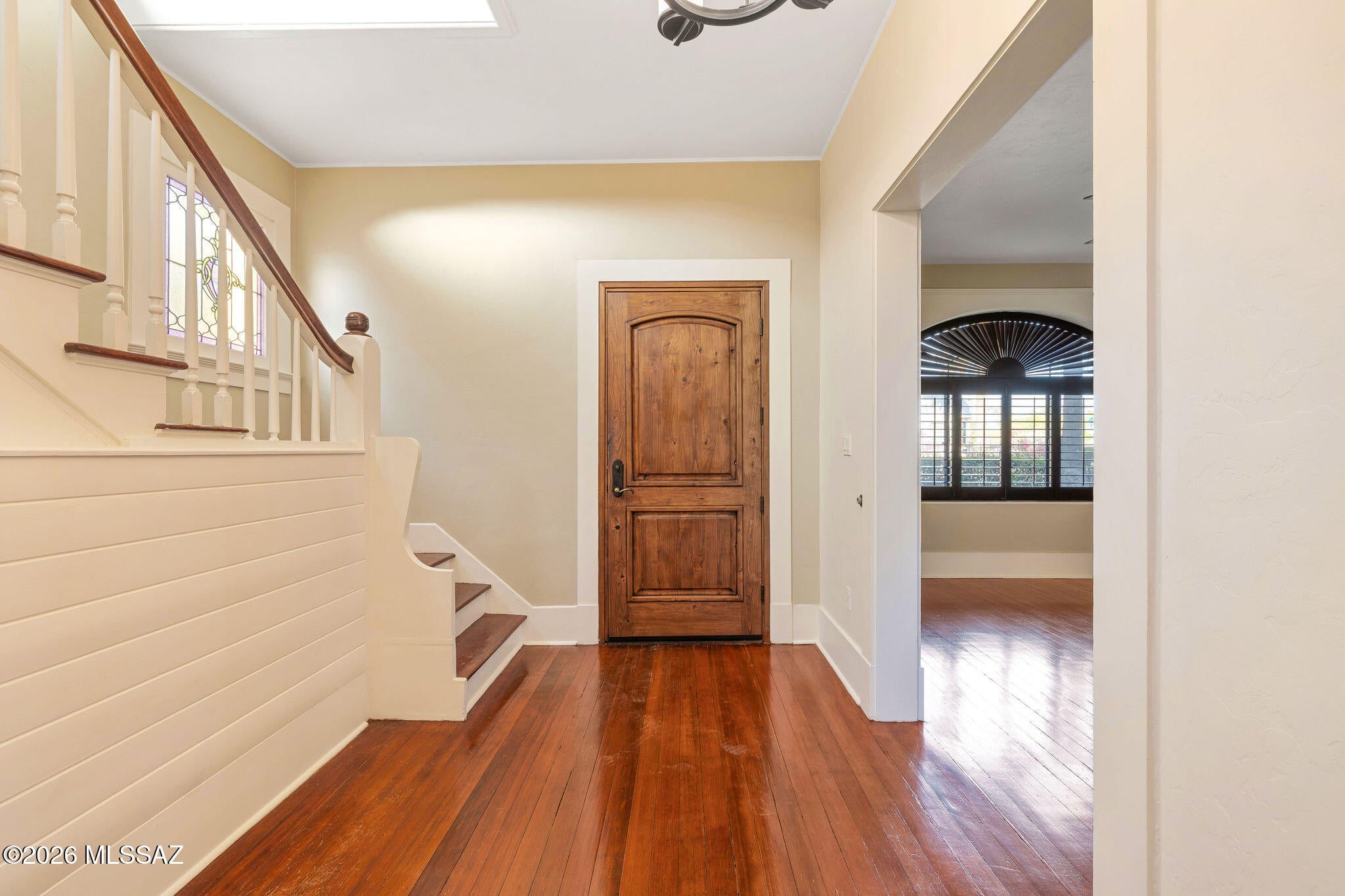 344 S 6th Avenue