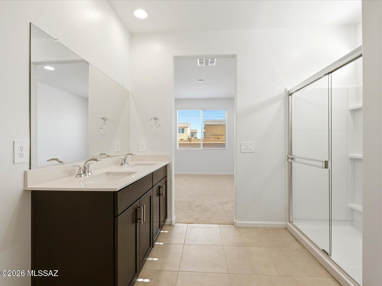 Entranda Del Toro - Residential