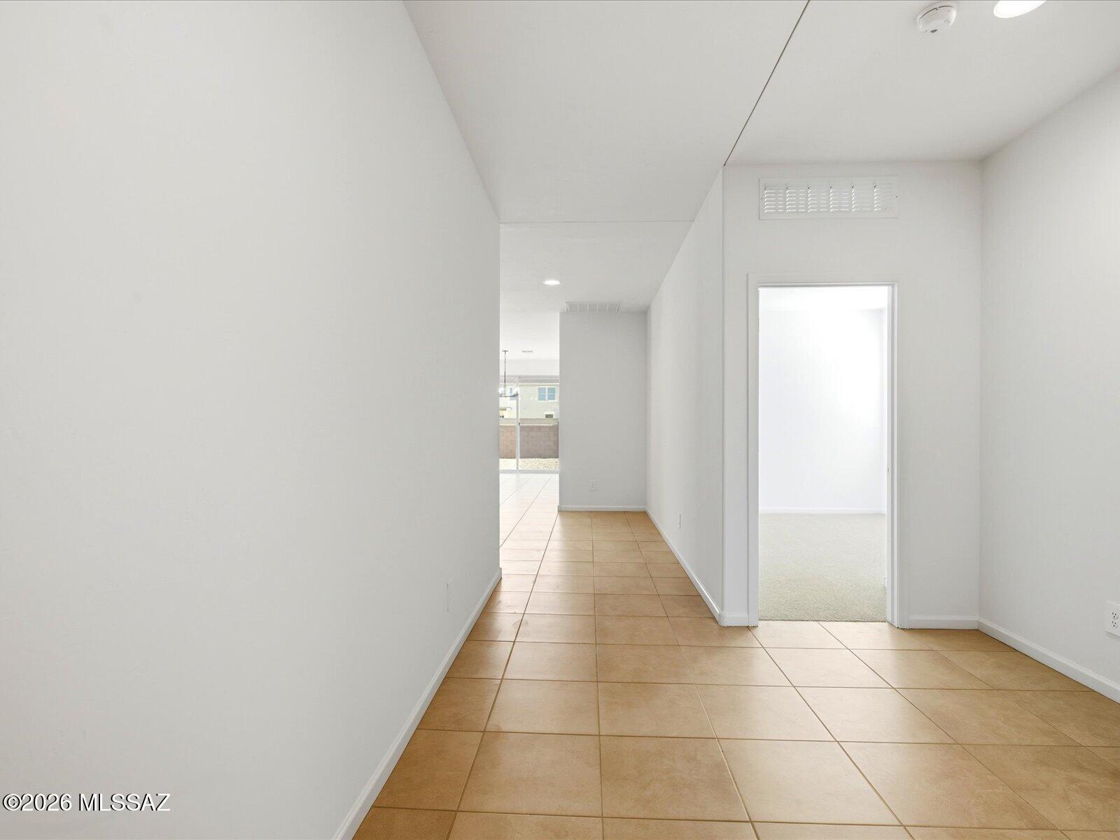 Entranda Del Toro - Residential
