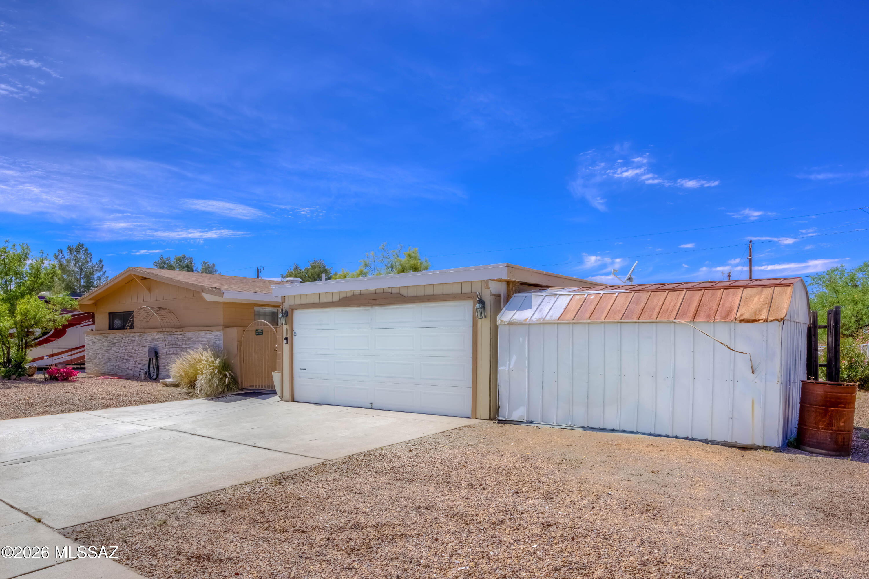 406 S Holcomb Circle