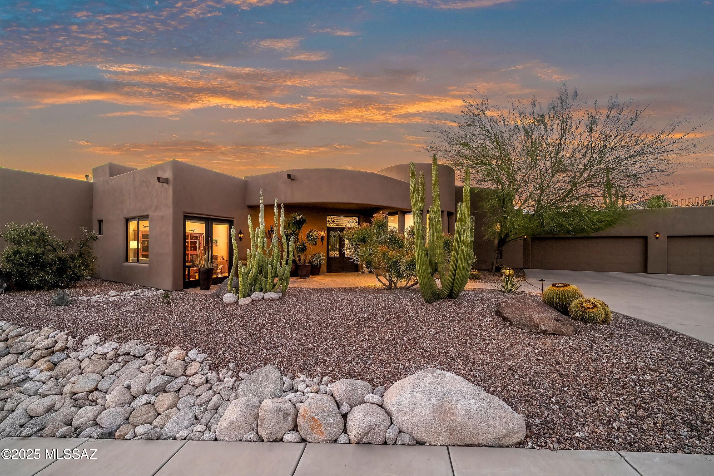 Sabino Mountain (1-290) - Residential