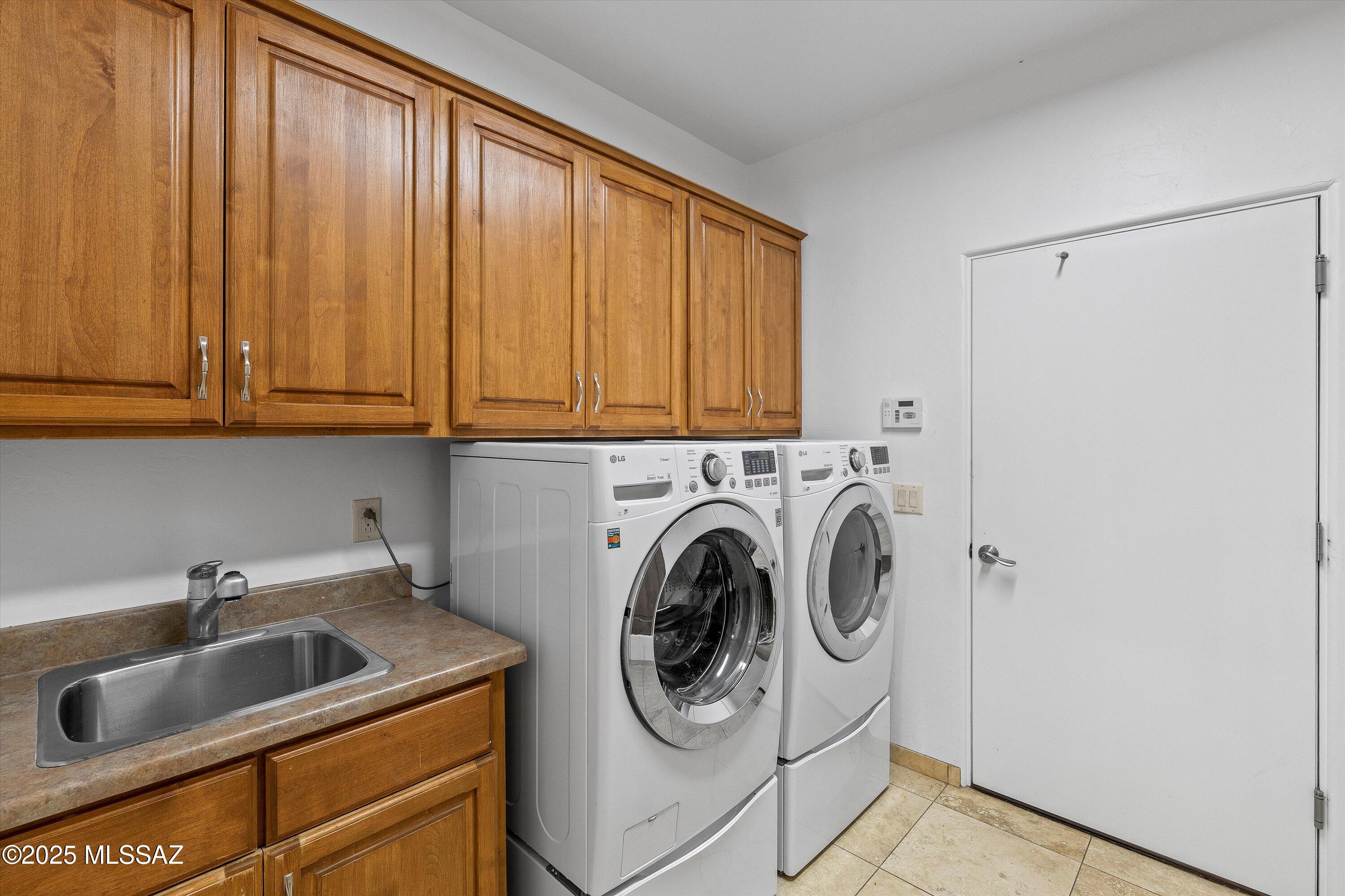 Sabino Mountain (1-290) - Residential