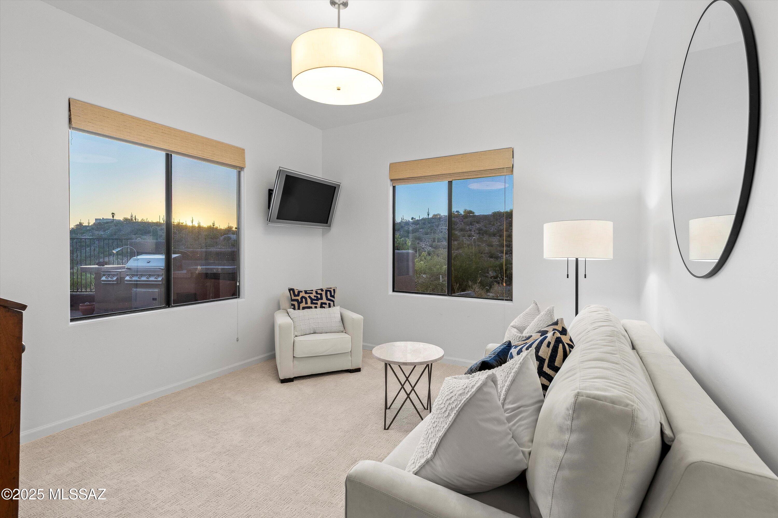 Sabino Mountain (1-290) - Residential