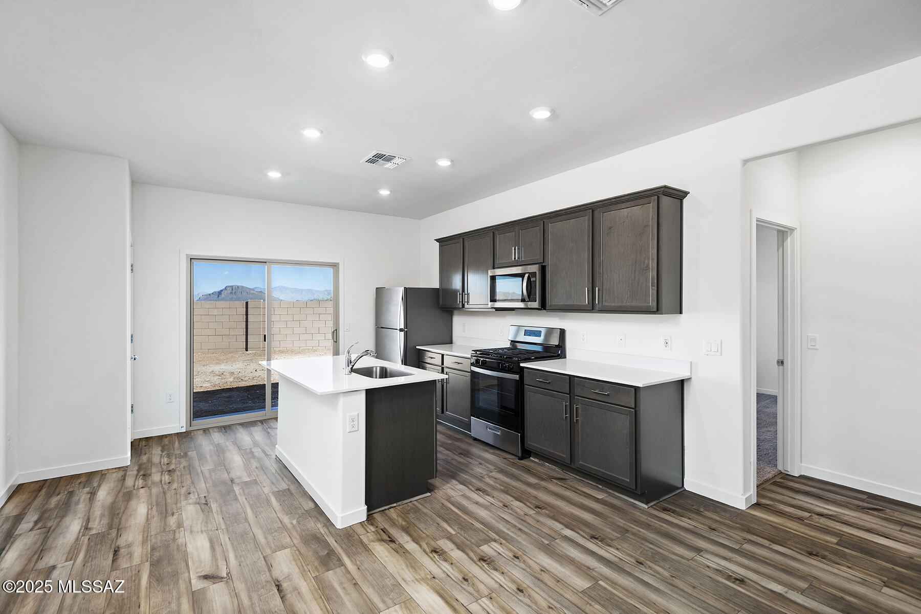 7613 S Starrush Drive