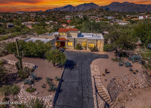 Photo of 6801 E Brownstone Place, Tucson, AZ 85750 (MLS # 22624599)