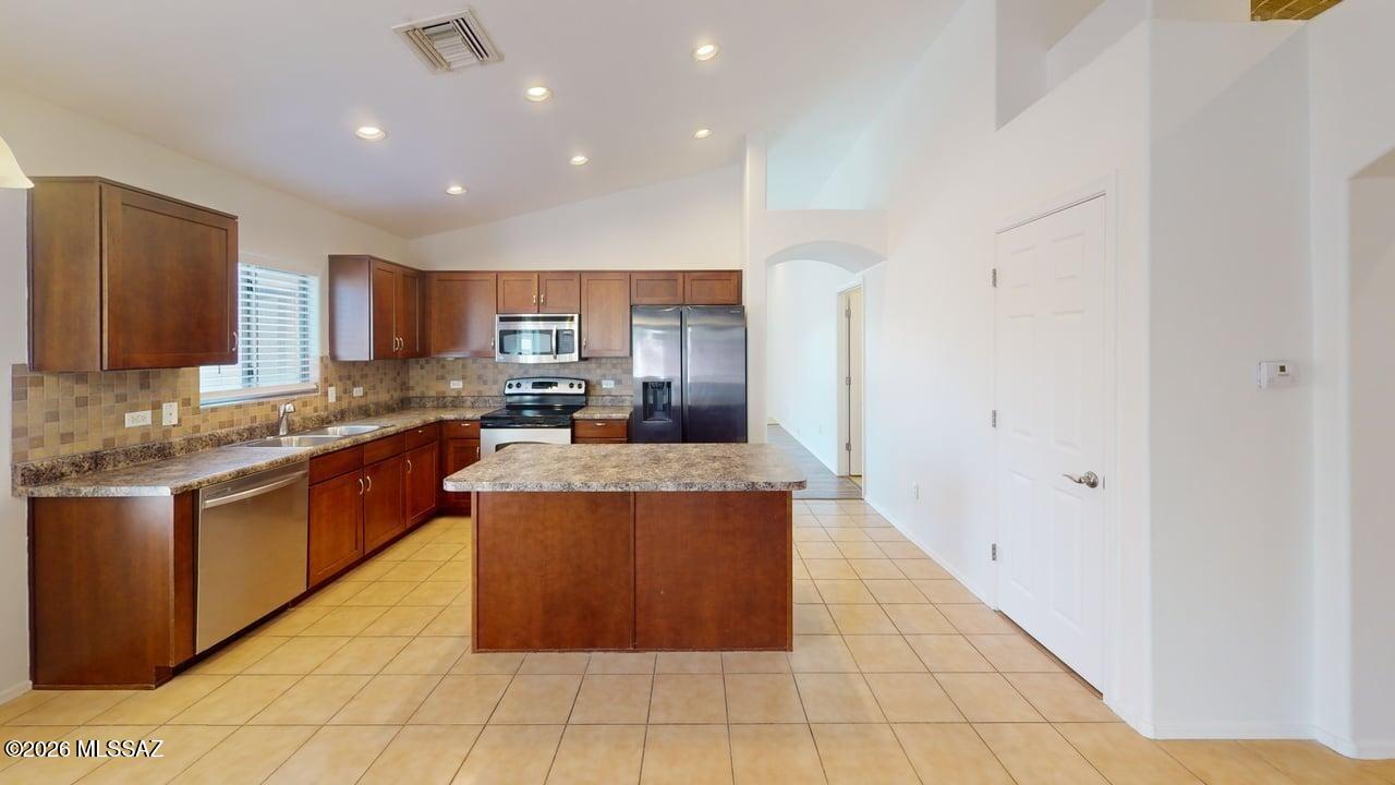 Sycamore Park Village 1 (1-94) - Residential Lease