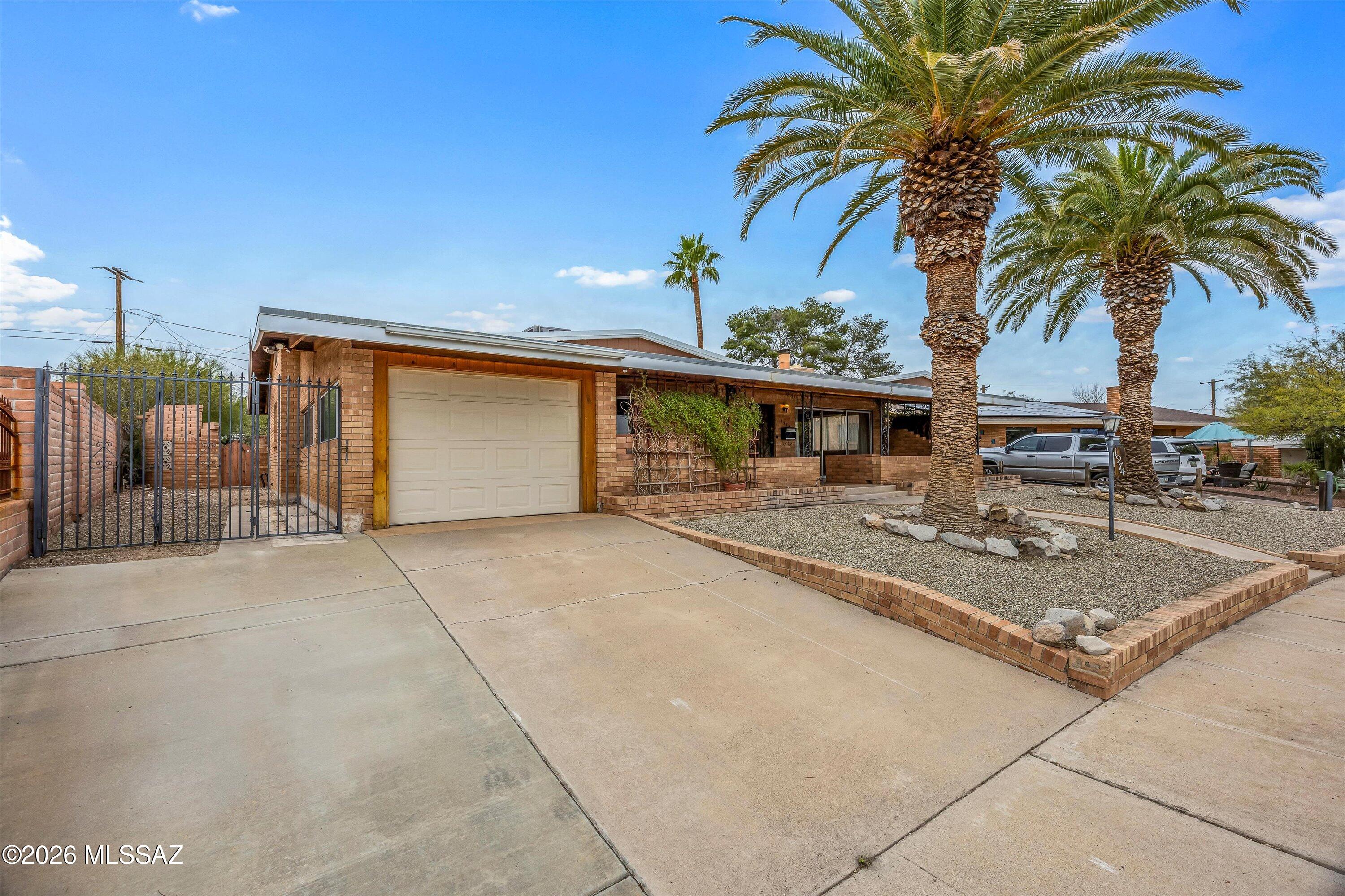 Desert Hills (1-82) - Residential