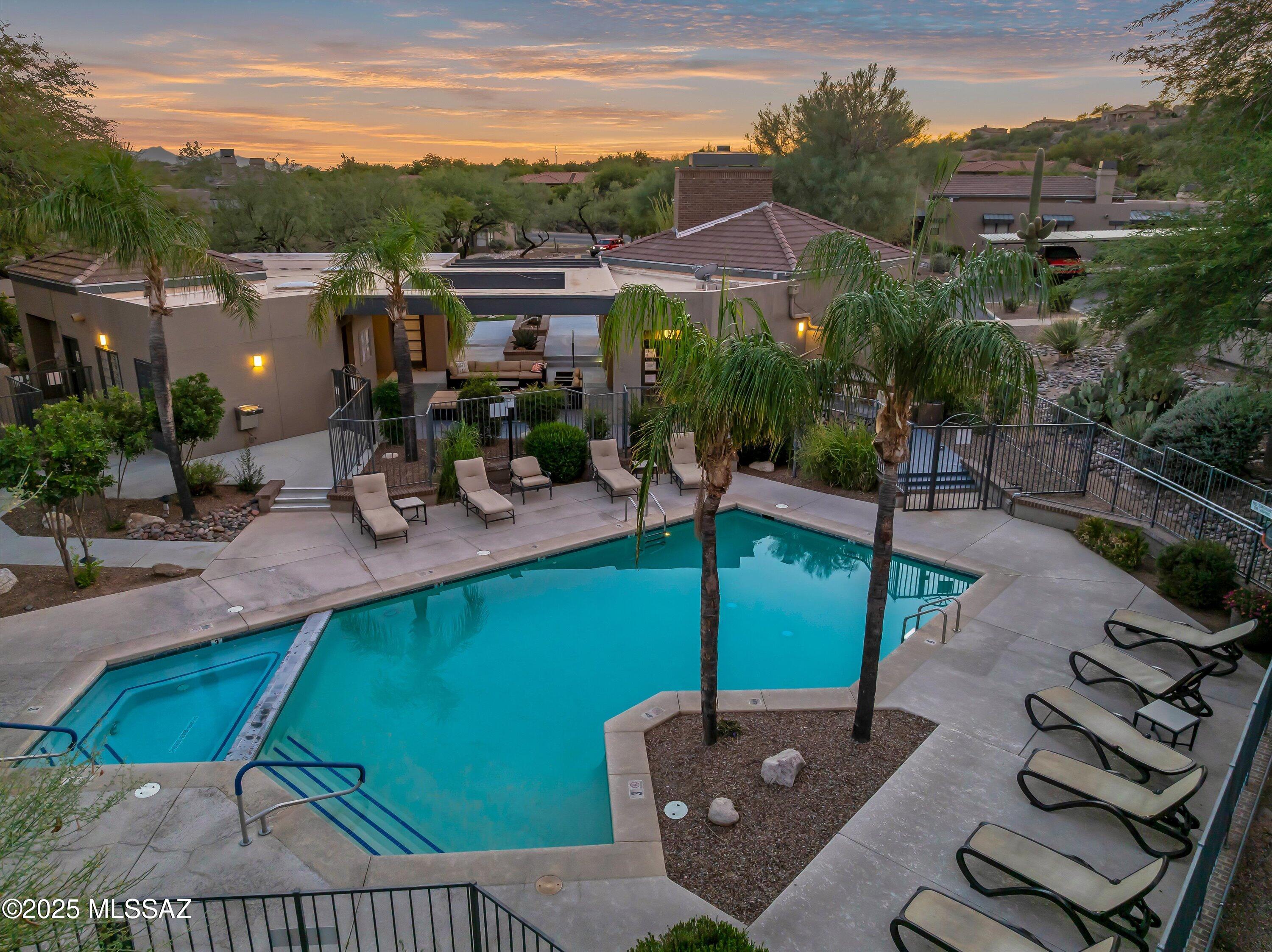 Greens at Ventana Canyon - Residential