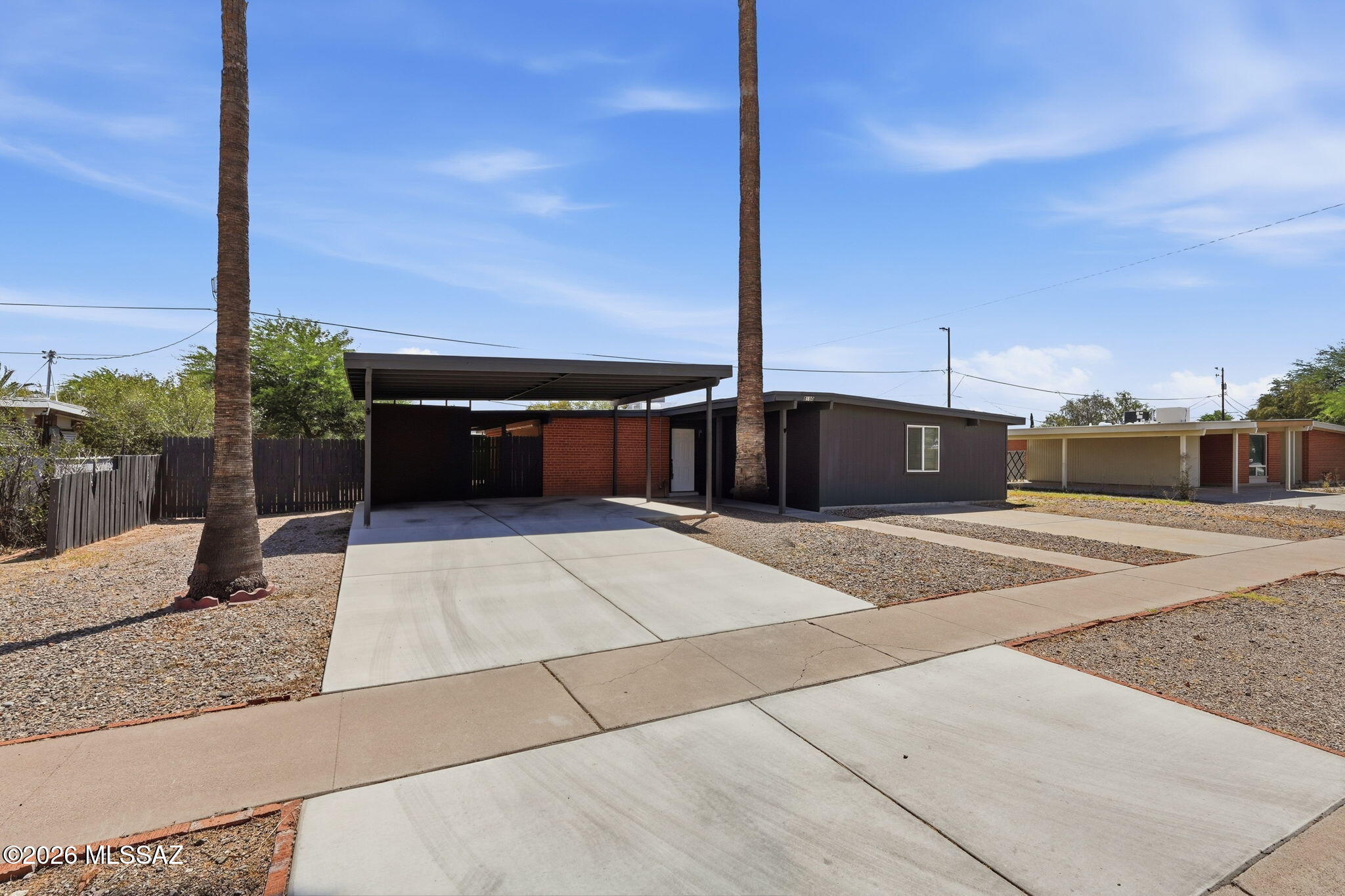 8150 E 5th Street