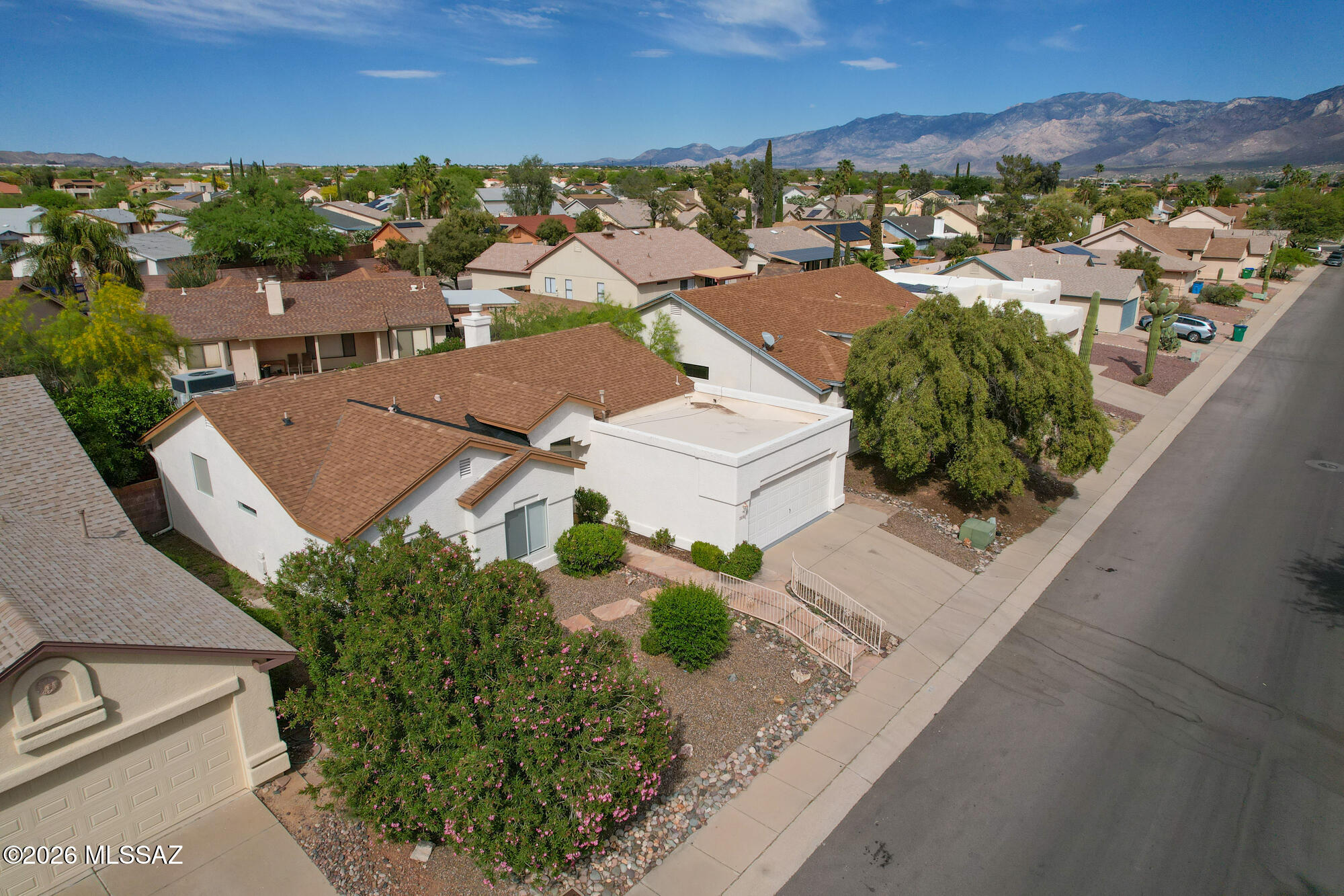 2830 W Camino De La Joya