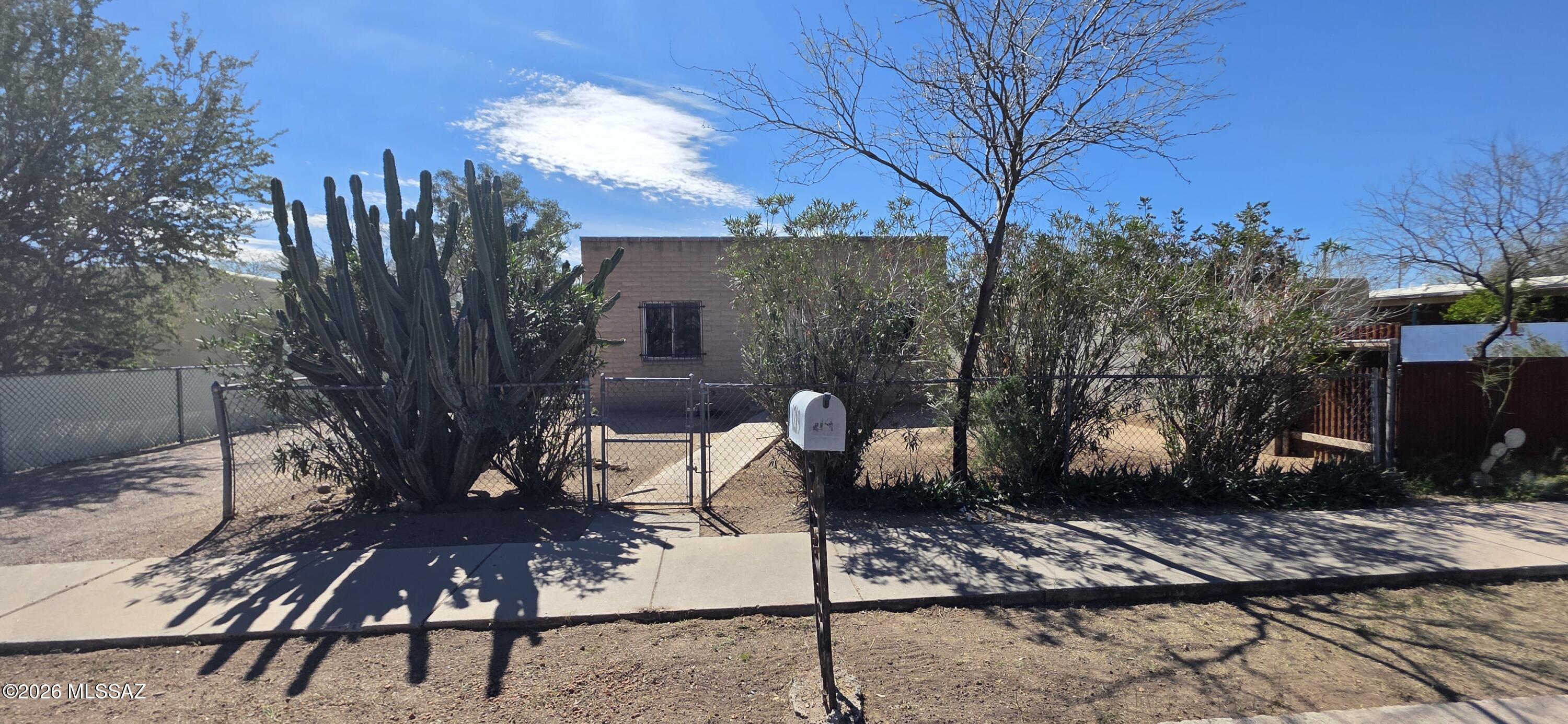 El Rio Park - Residential