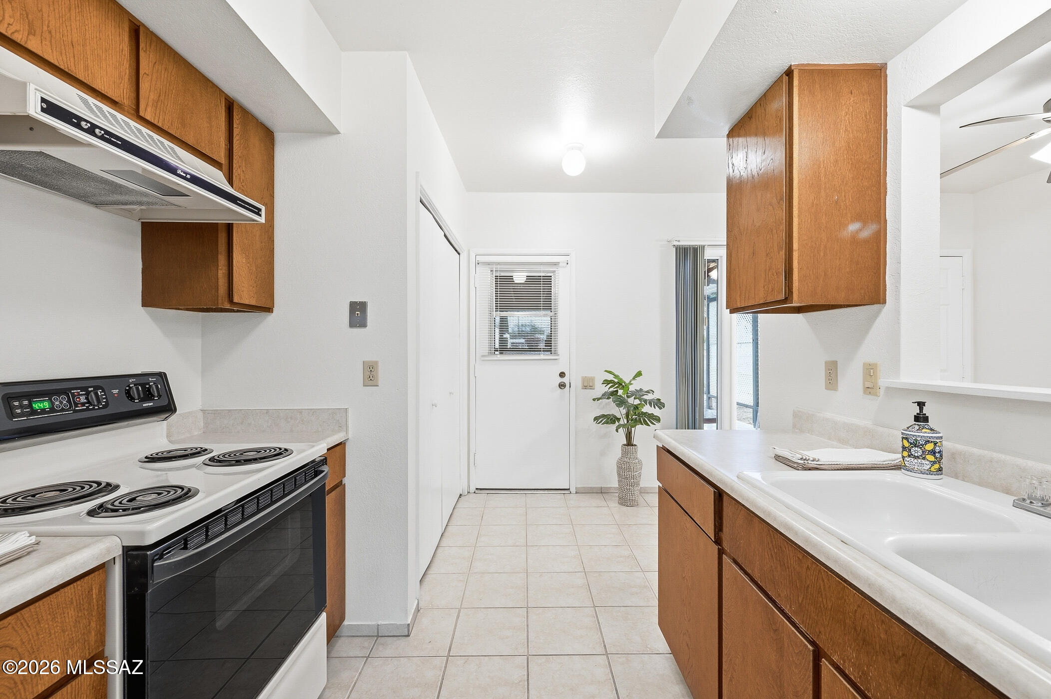 Green Valley Desert Meadows Townhouses (82-197) - Residential