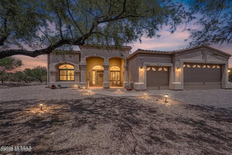 Photo of 1282 W Via De Santo Tomas, Sahuarita, AZ 85629 (MLS # 22624165)
