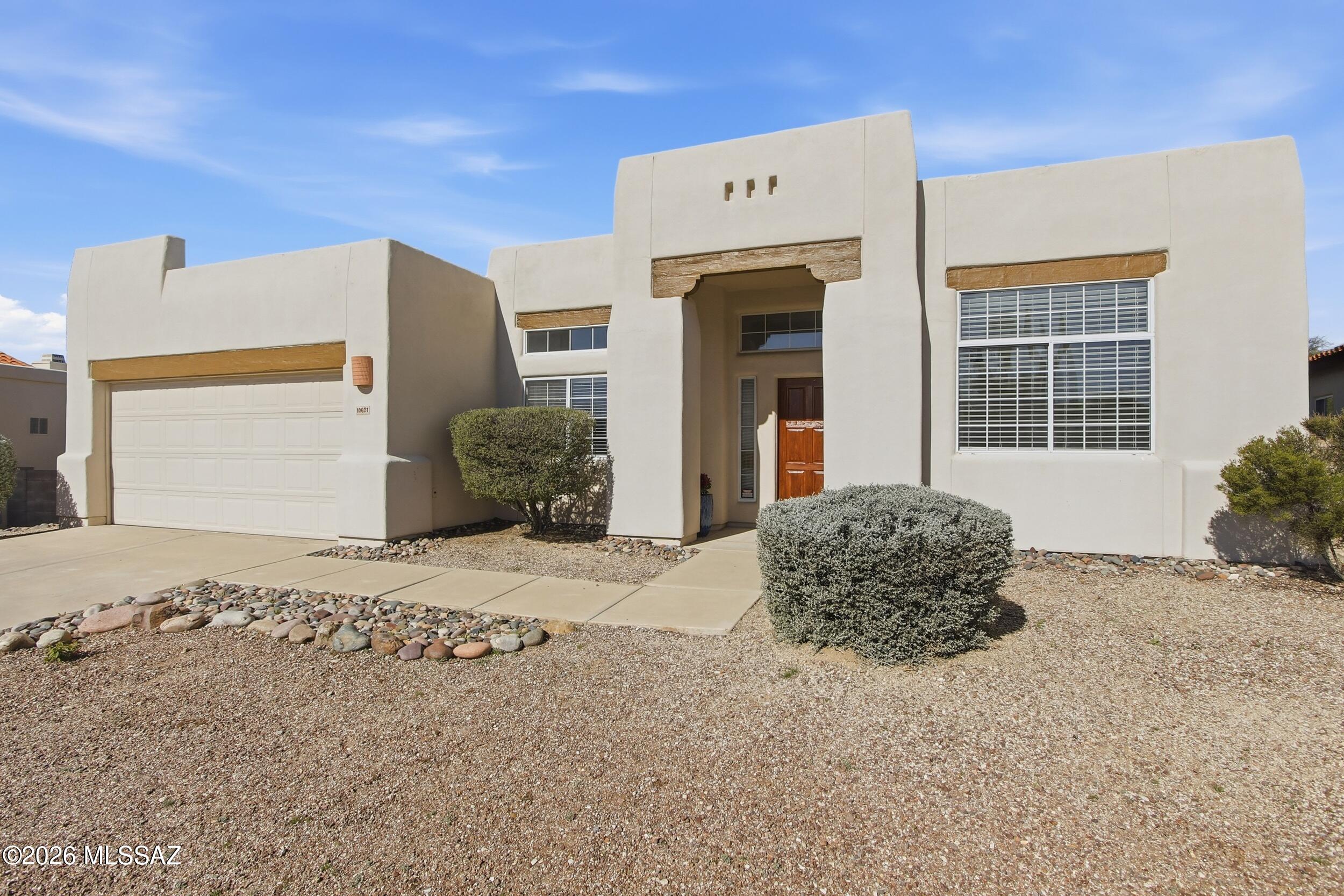 10627 E Northern Crest Drive
