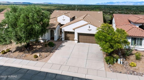 Photo of 1961 N Laguna Oaks Drive, Green Valley, AZ 85614 (MLS # 22624376)