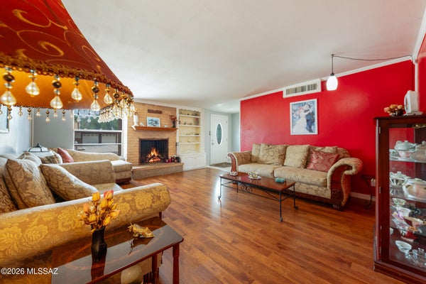 8002 E ROSEWOOD ST, TUCSON, AZ 85710 - Image a97a2bf81b8824ecb54e7c8bdaca64ef/2407283405