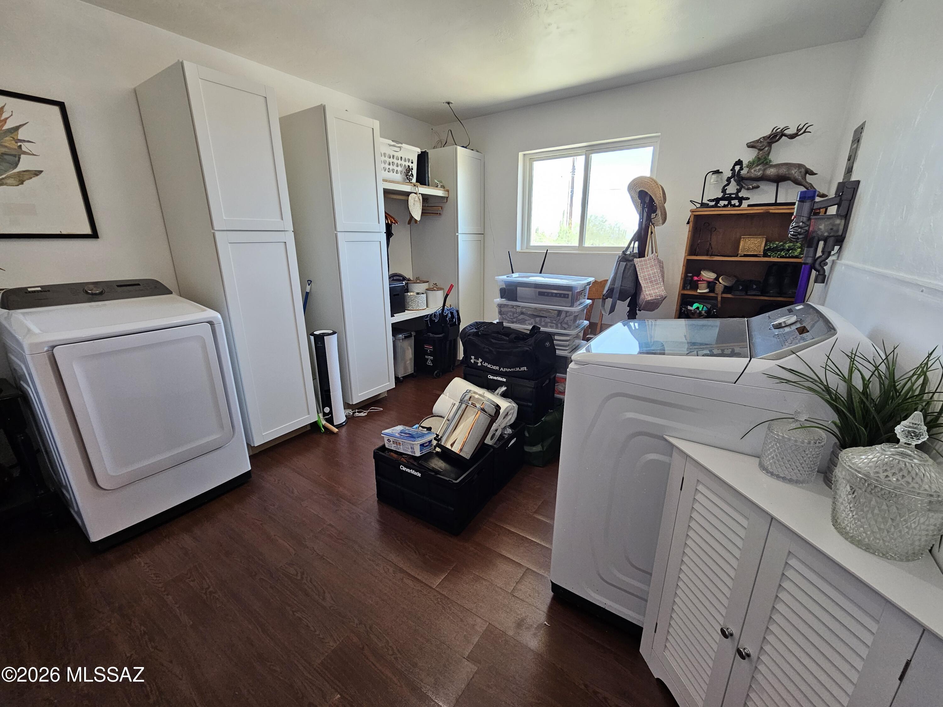 Teresa Terrace (1-28) - Residential