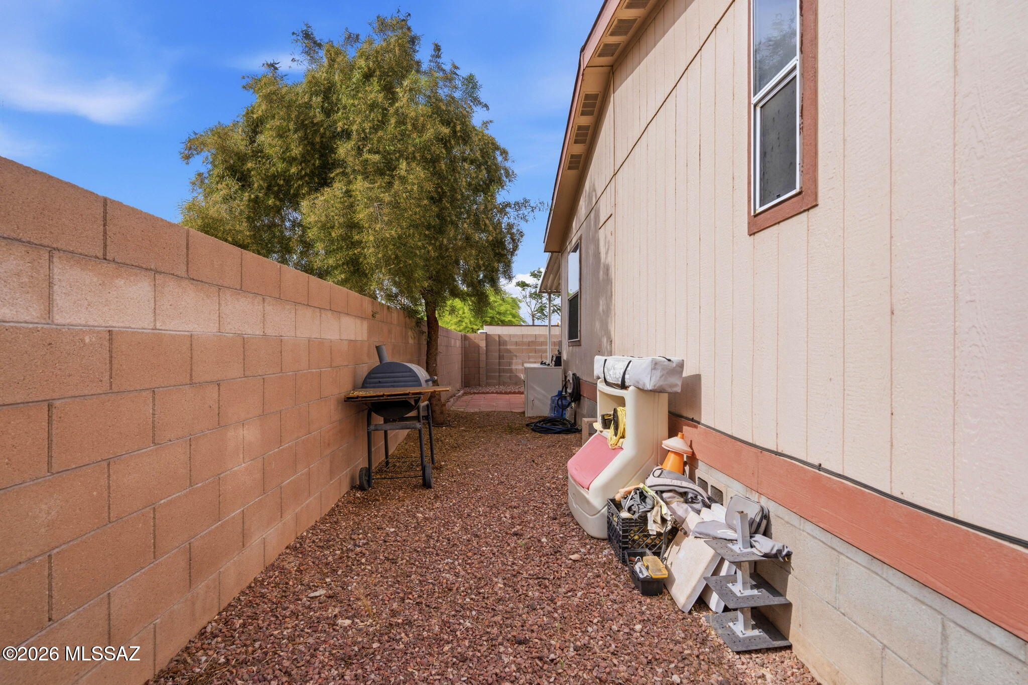 Country Club Terrace (1-108) - Residential